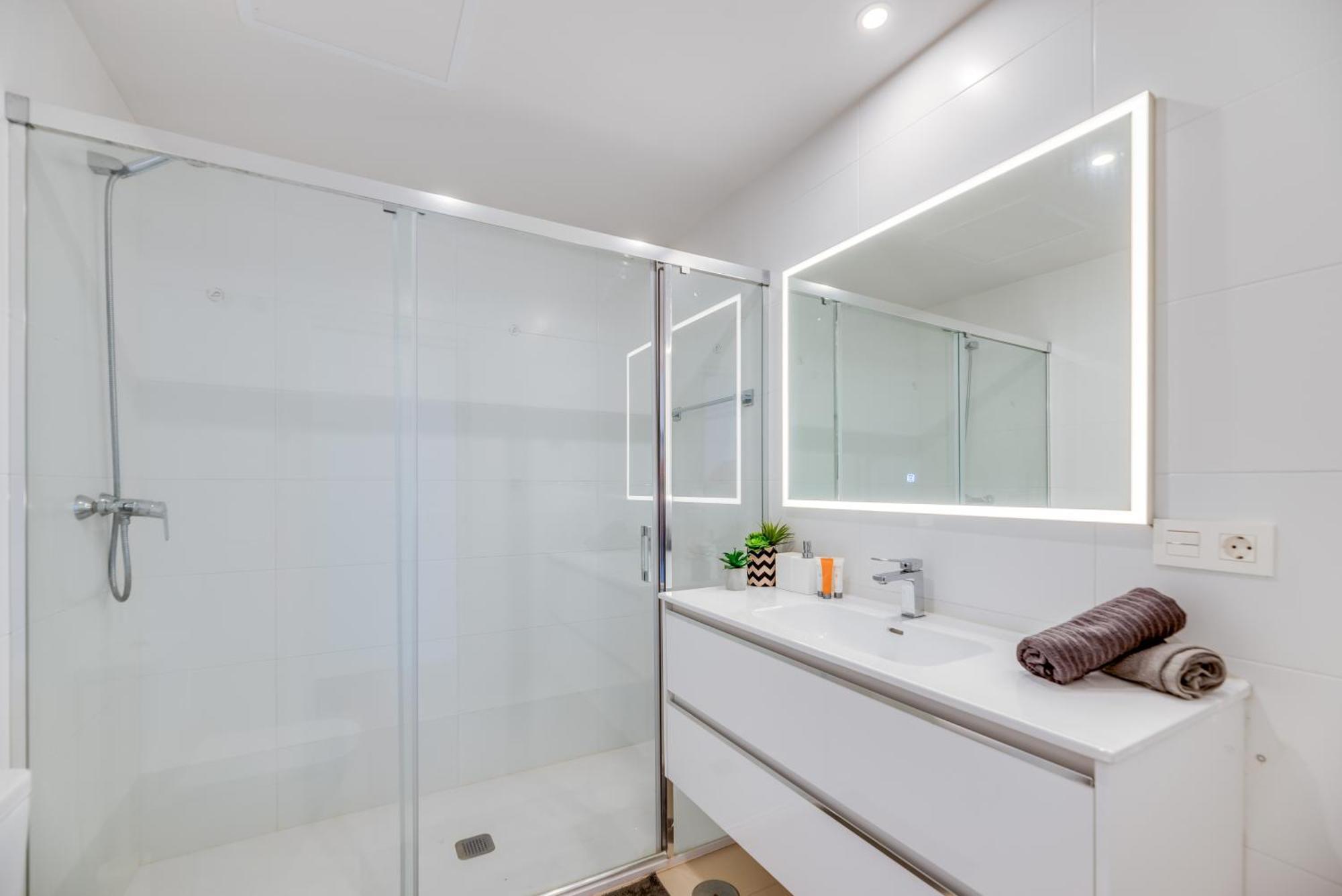 Nueva Andalucia Marbella, Luxury Apartment *