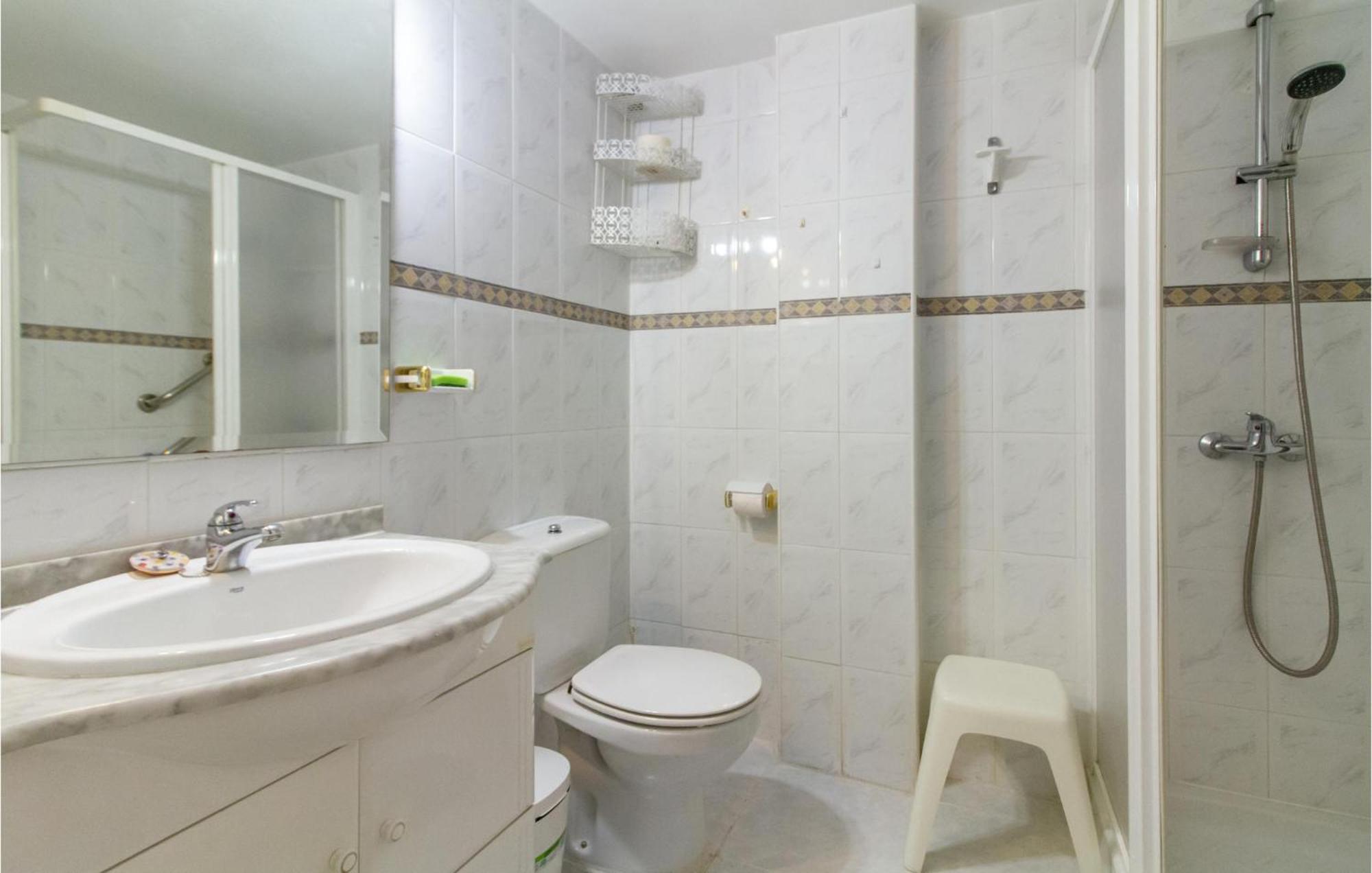 Stunning In With Kitchen * Gandia