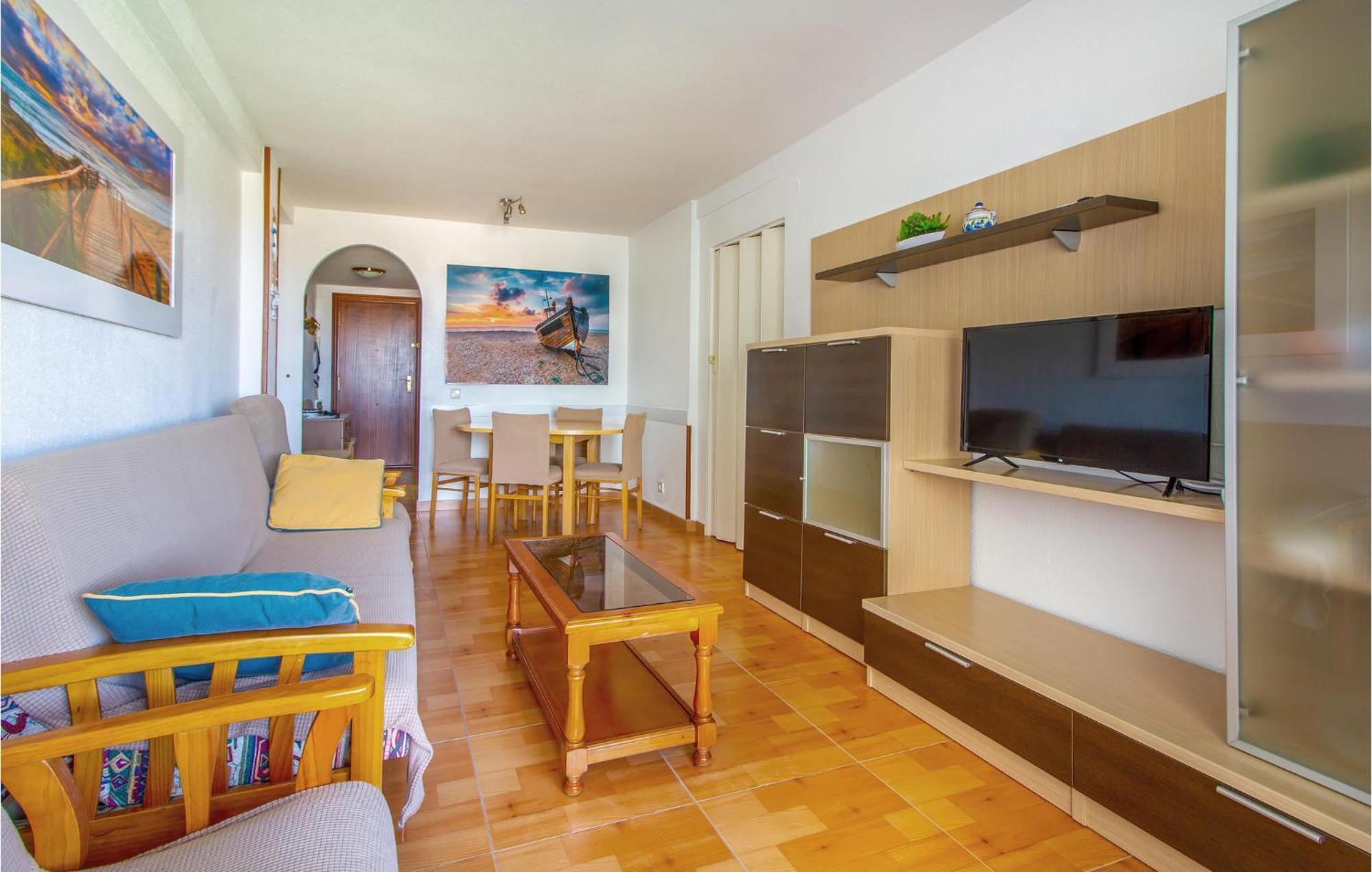Stunning In With Kitchen * Gandia