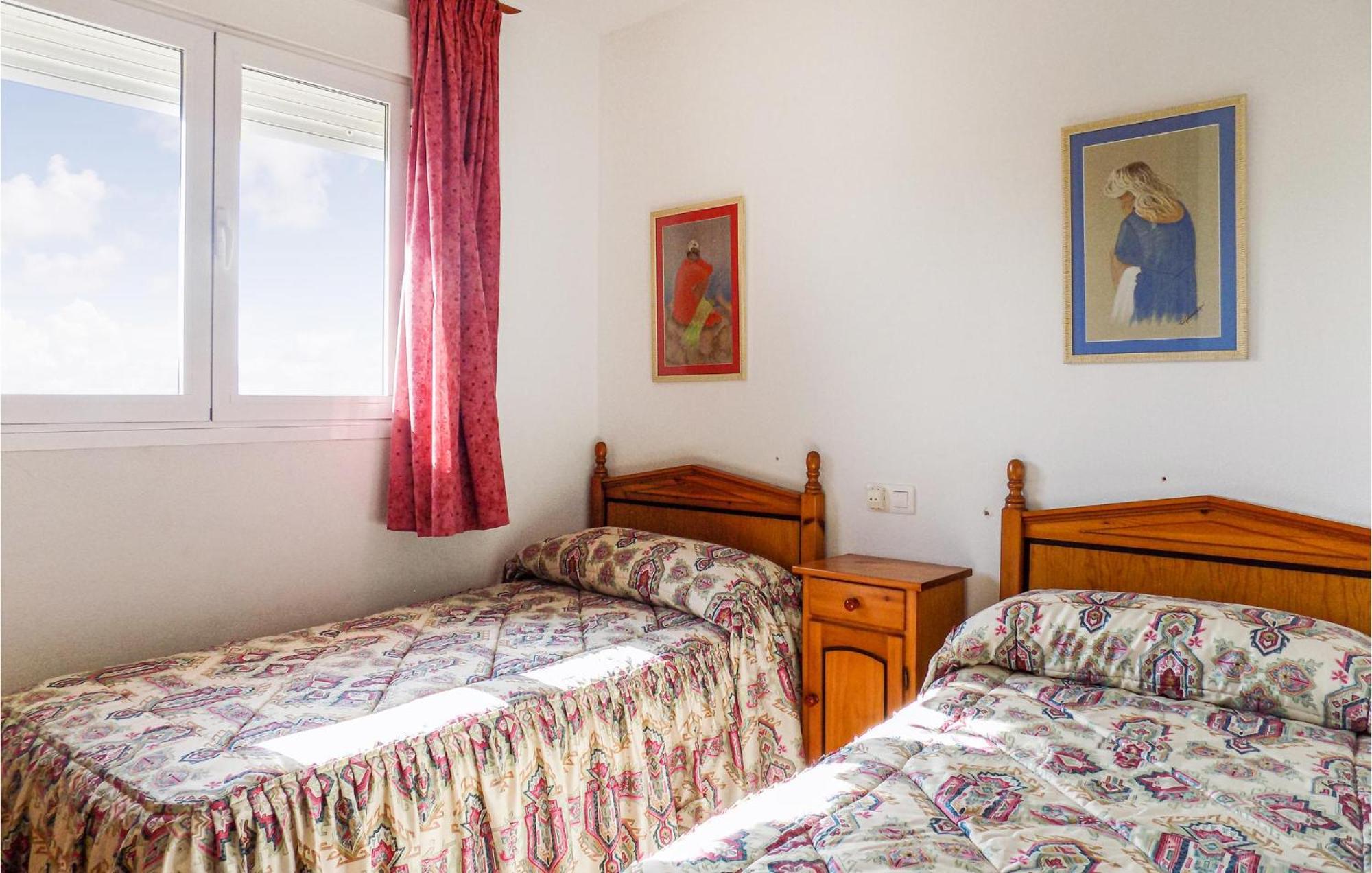 2 Bedroom Beautiful In Apartment