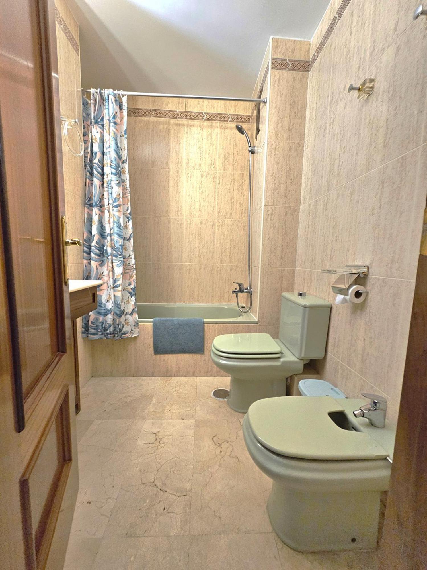 Centro Y Confort Apartment