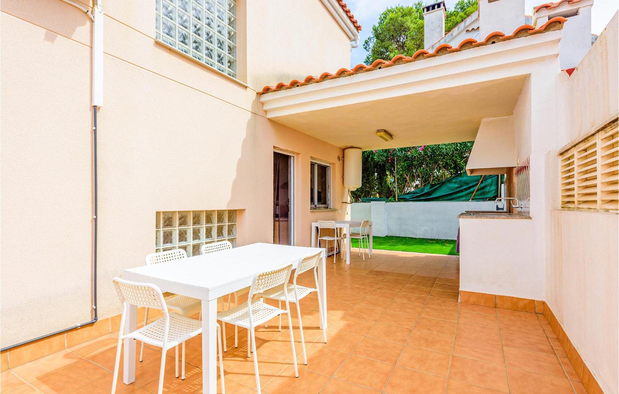 Gorgeous In With Kitchen