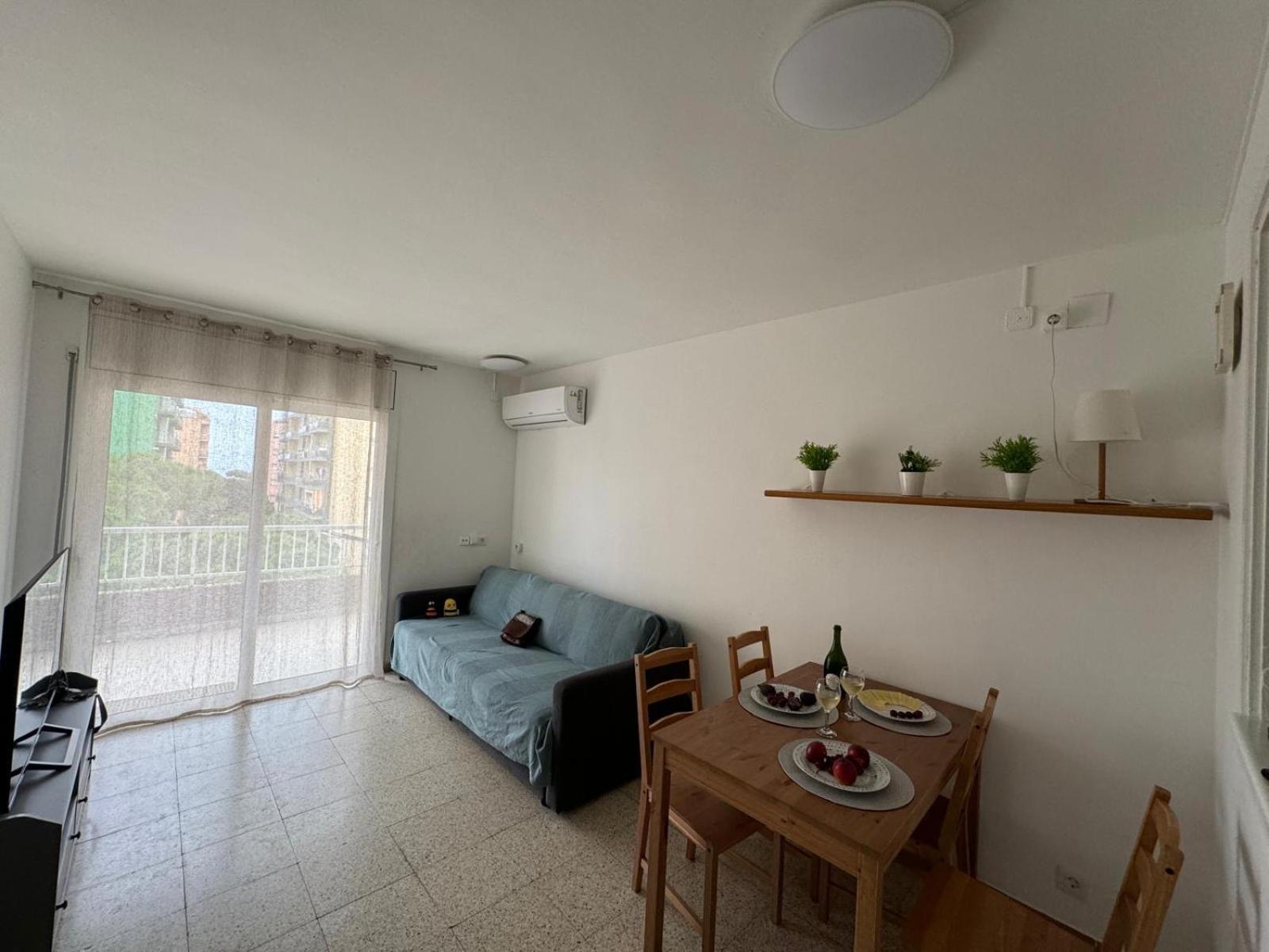 Piso Amable Con Piscina Cerca De Mar Apartamento Blanes