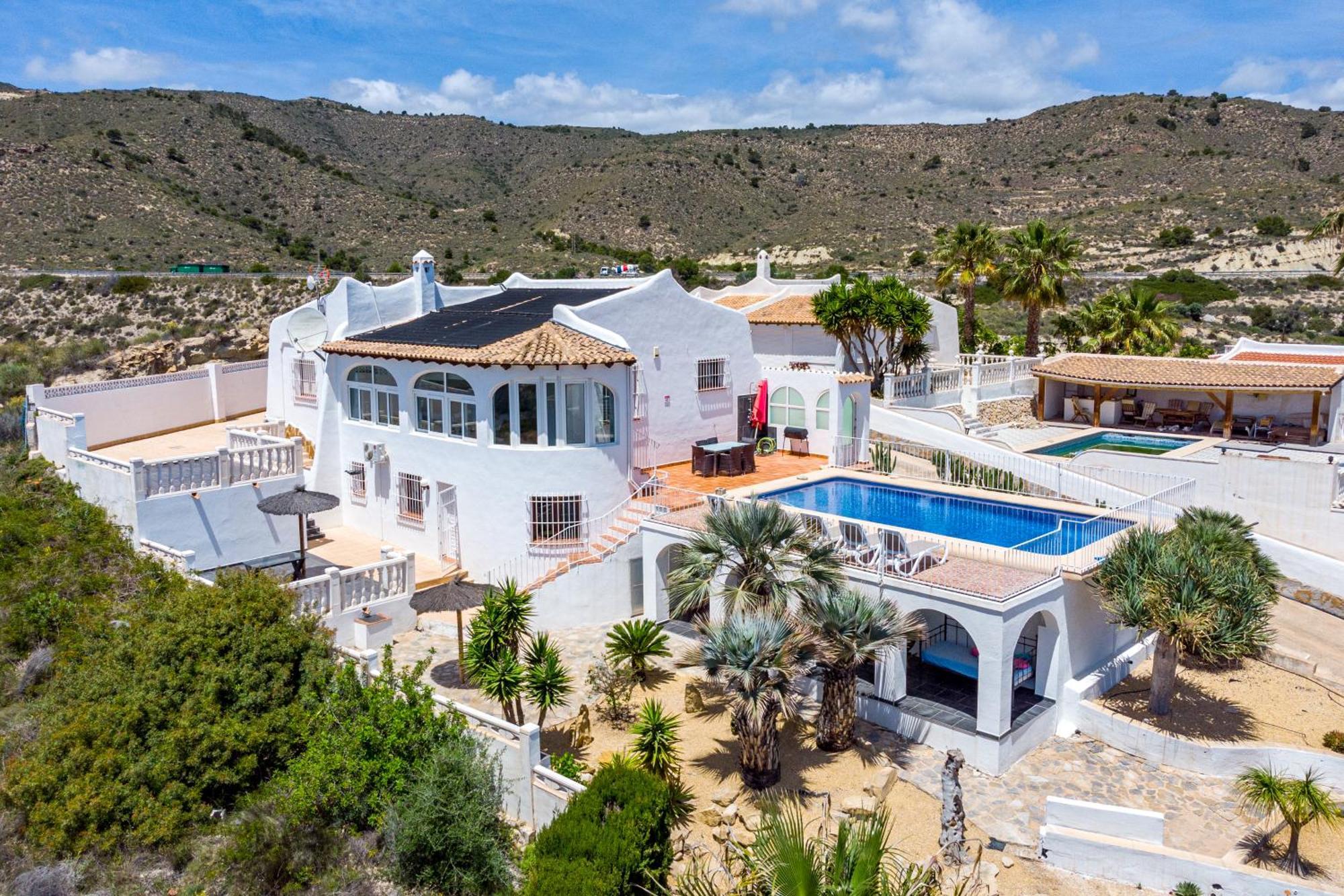 Villa Casa Madronos