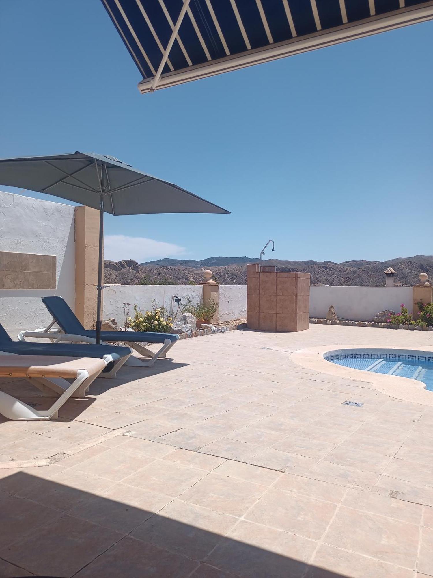Bonita Casita Luz Del Sol Arboleas
