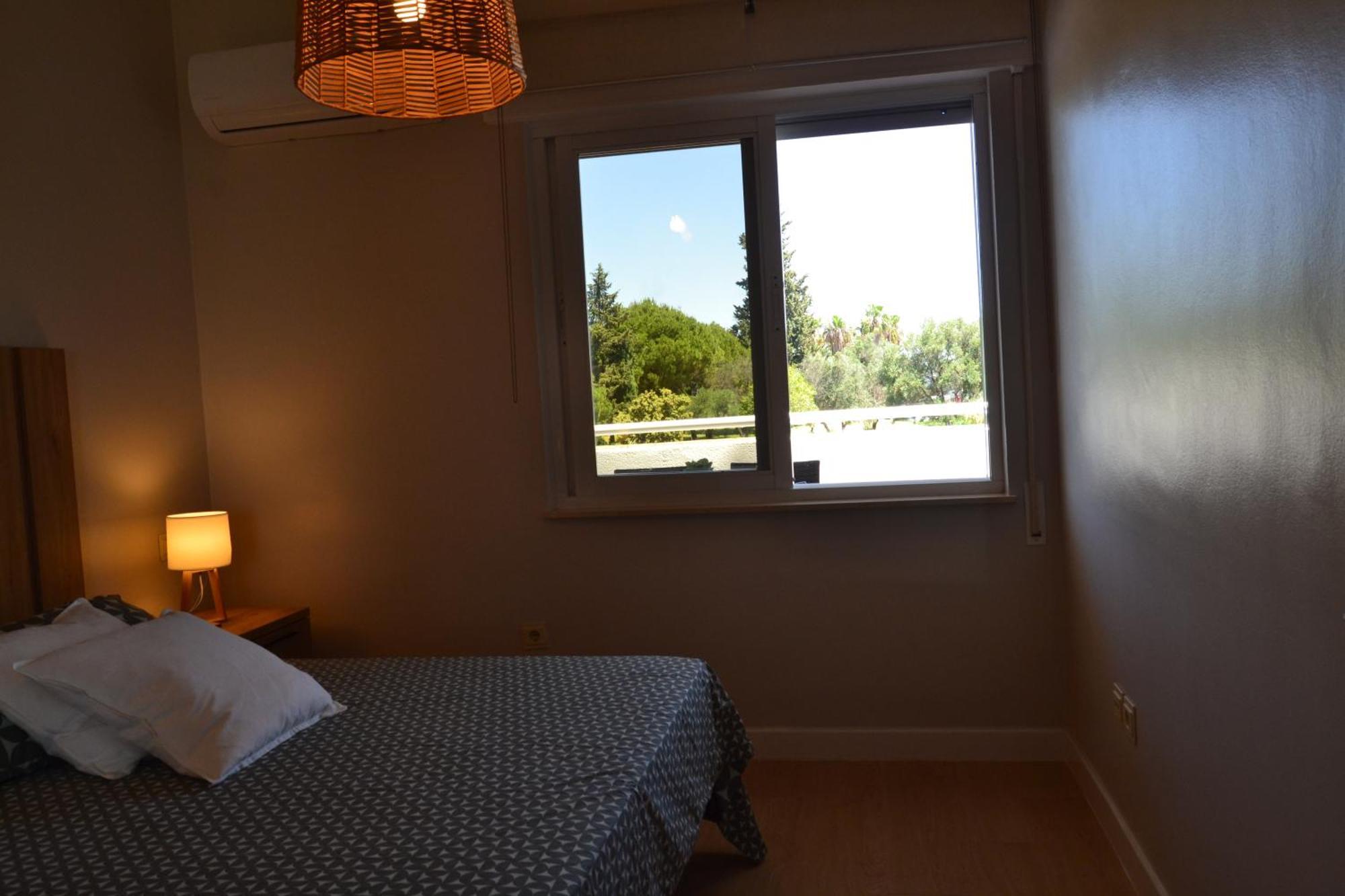 G&h - Pie De Rey Apartamento *