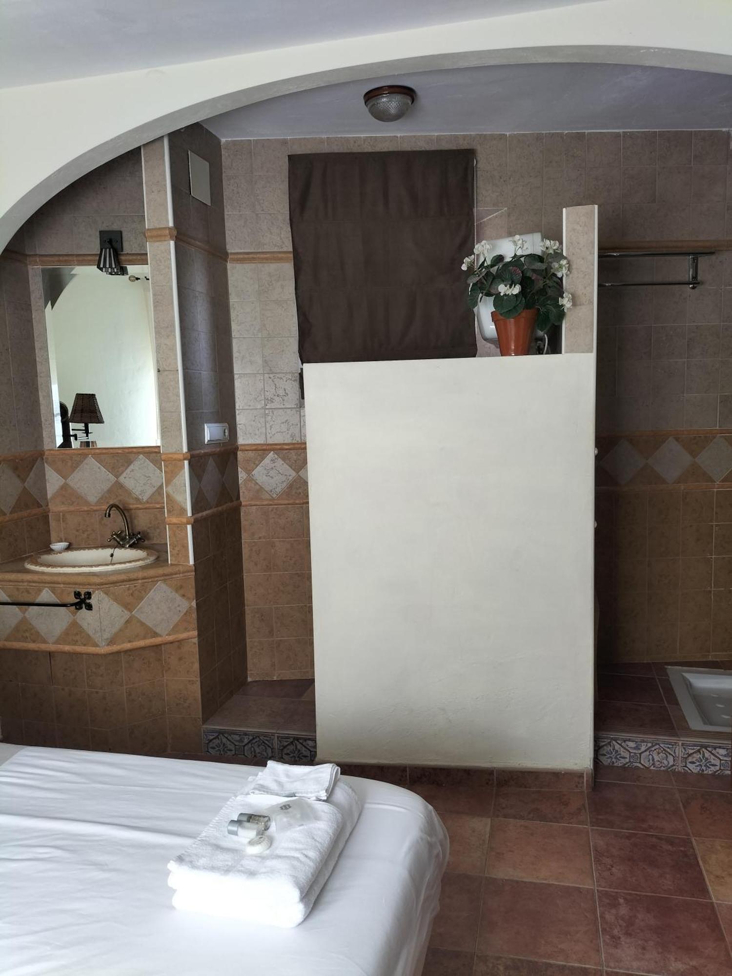 Casa Lares Casas de Don Pedro