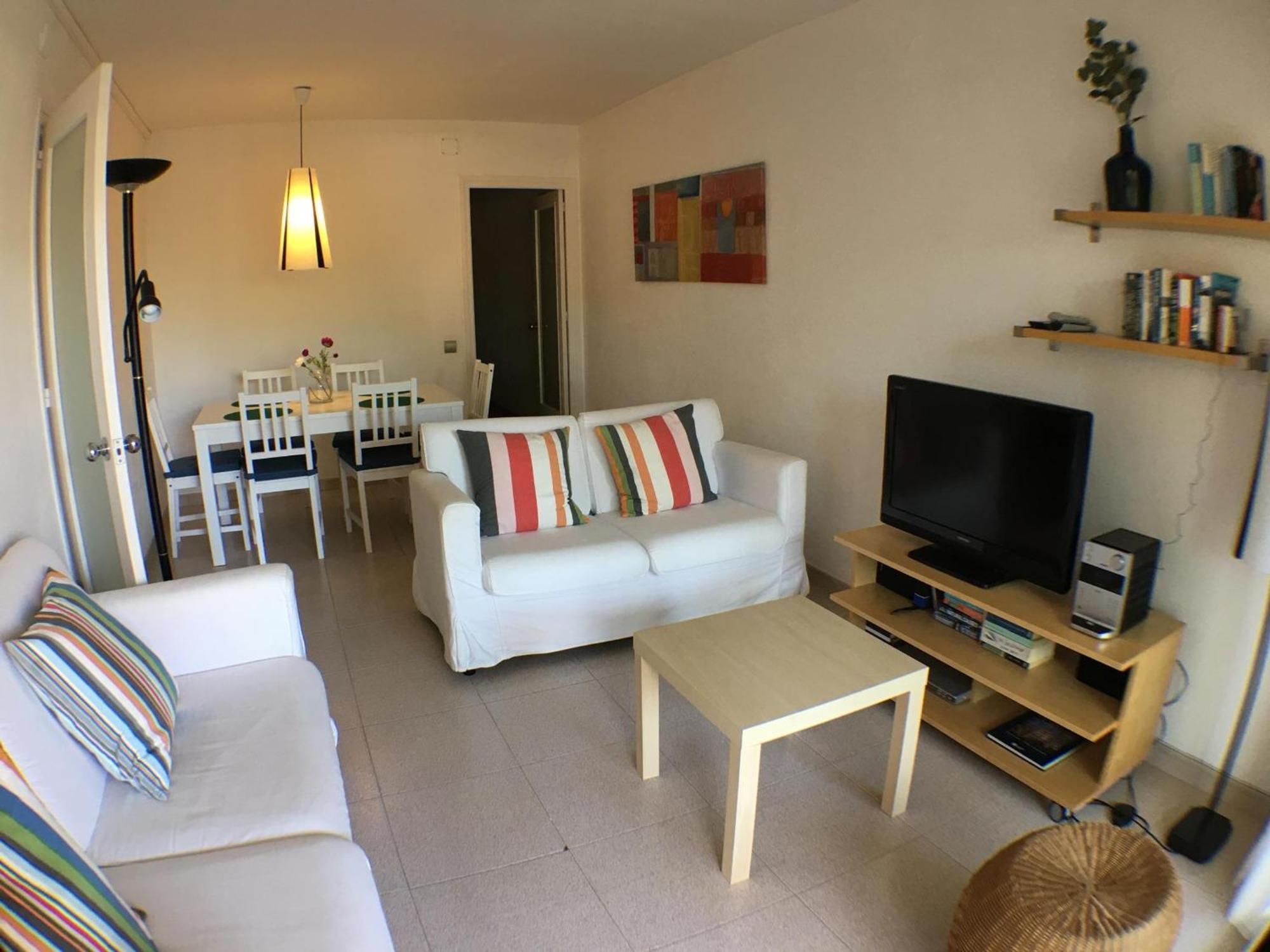 Apartamento Annie A 100 Metros De La Playa En Vilanova I La Geltru, Completamente Equipado. - Es-332-3 *