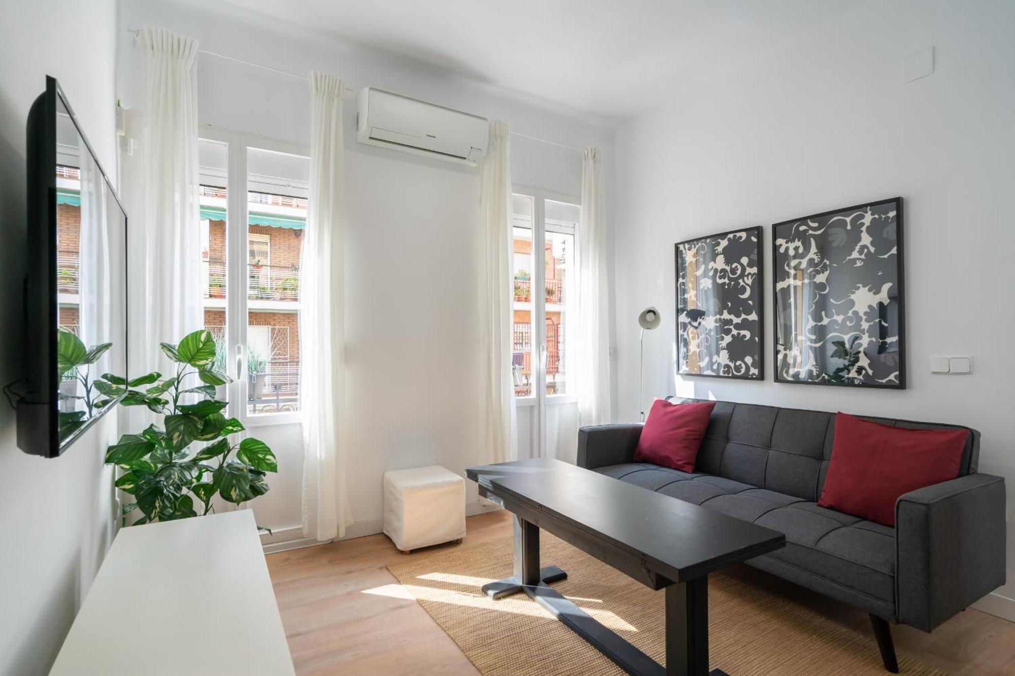 Apartamento De Dos En Avenida De La Albufera Apartamento Madrid