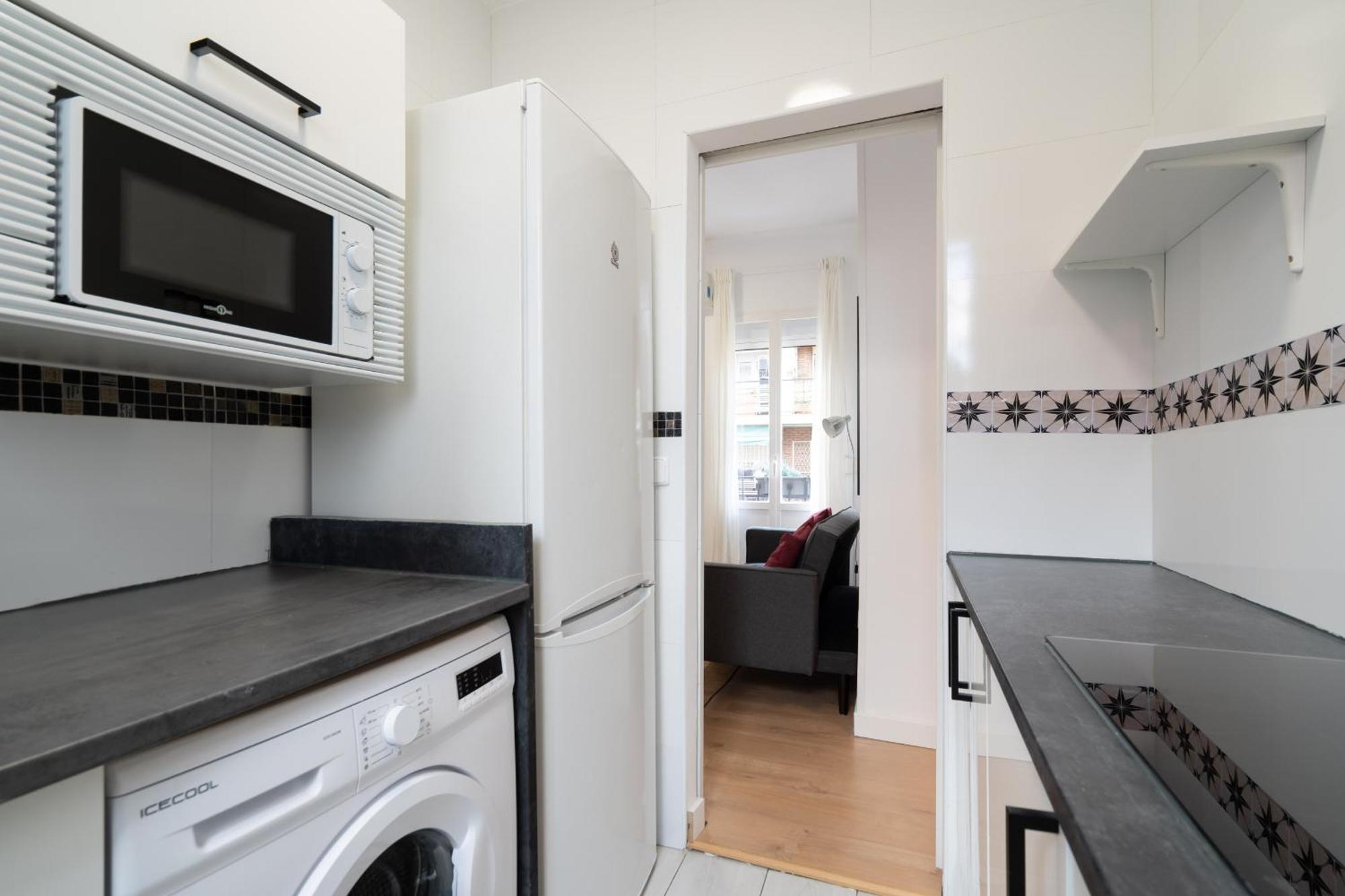 Apartamento De Dos En Avenida De La Albufera Apartamento