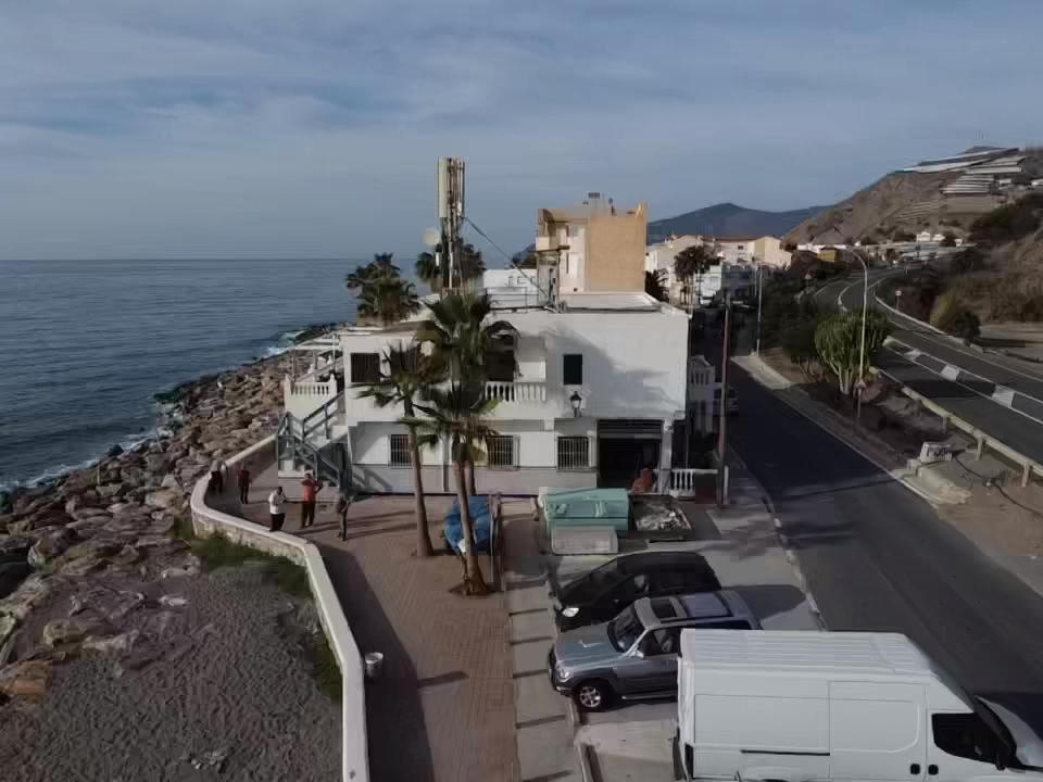 Seafront Homes Apartment *