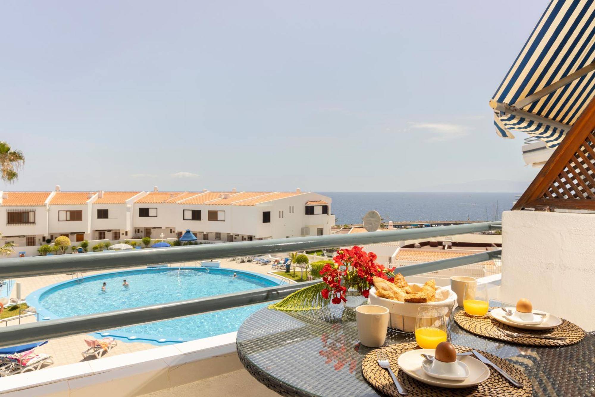 Fabulous Sea View Apartment