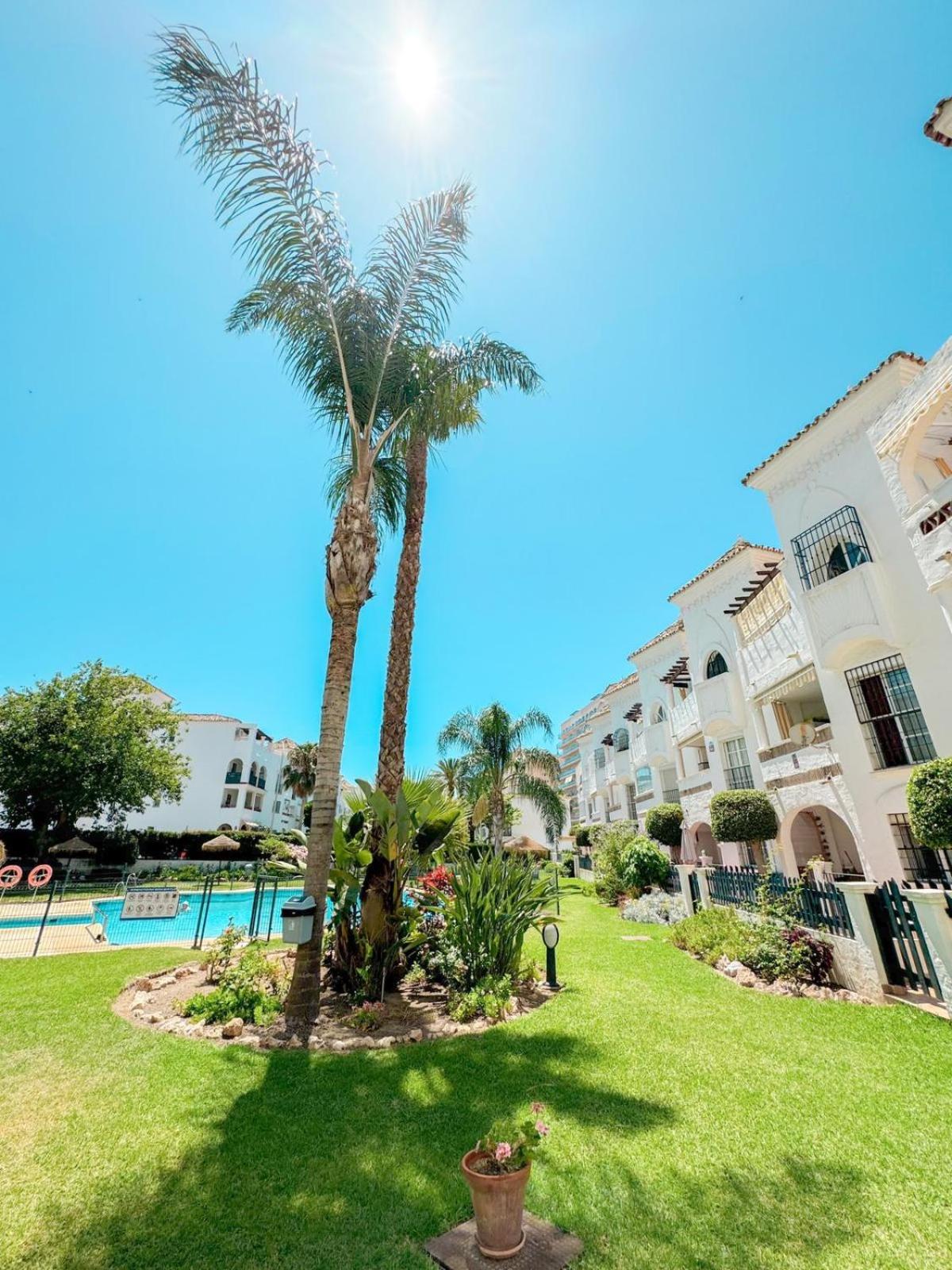 Wonderful Pool & Apartment Benalmadena