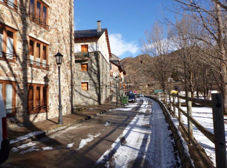Mirador De Los Escuadros * Benasque