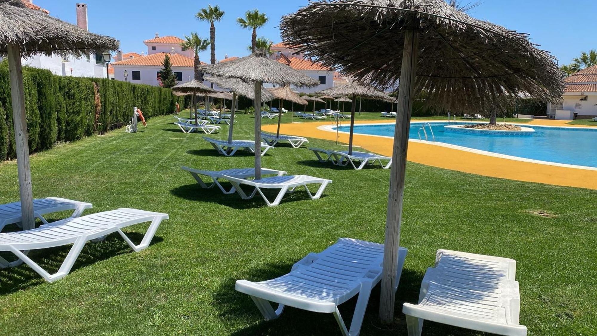 El Paraiso En - *