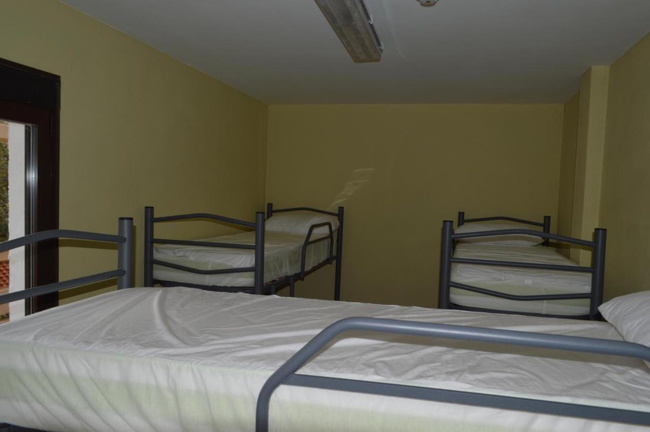 Hostal De