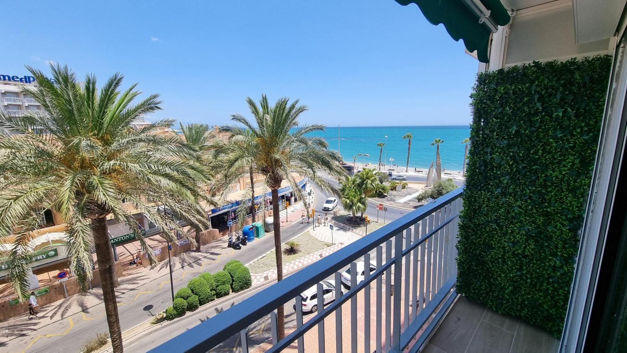 Maite Blue Beachfront Benalmádena