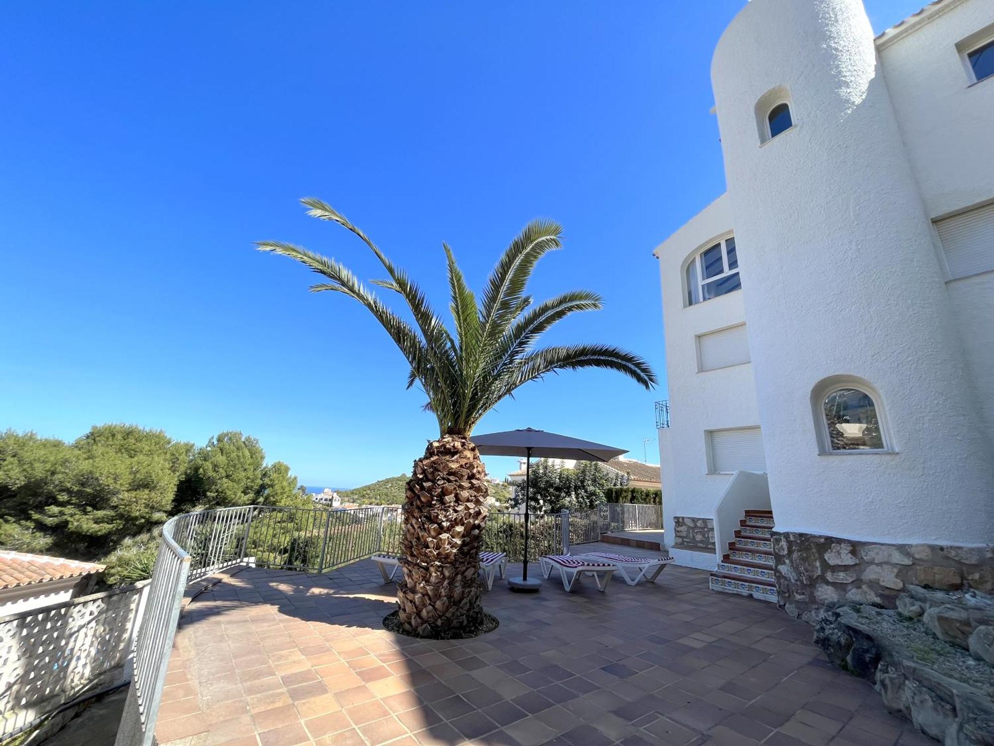 Ayora - Btb Villa Javea