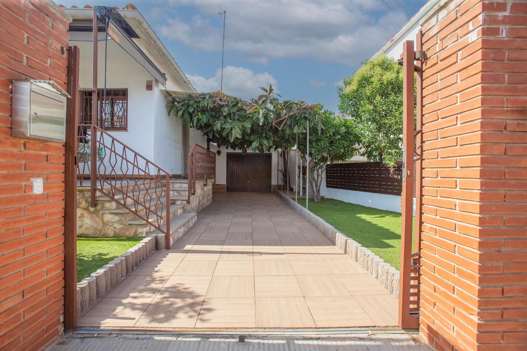 Holiday home Planta Baja 800 Mt Playa Torredembarra