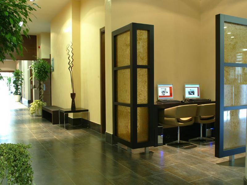 Hotel Artes Pinto