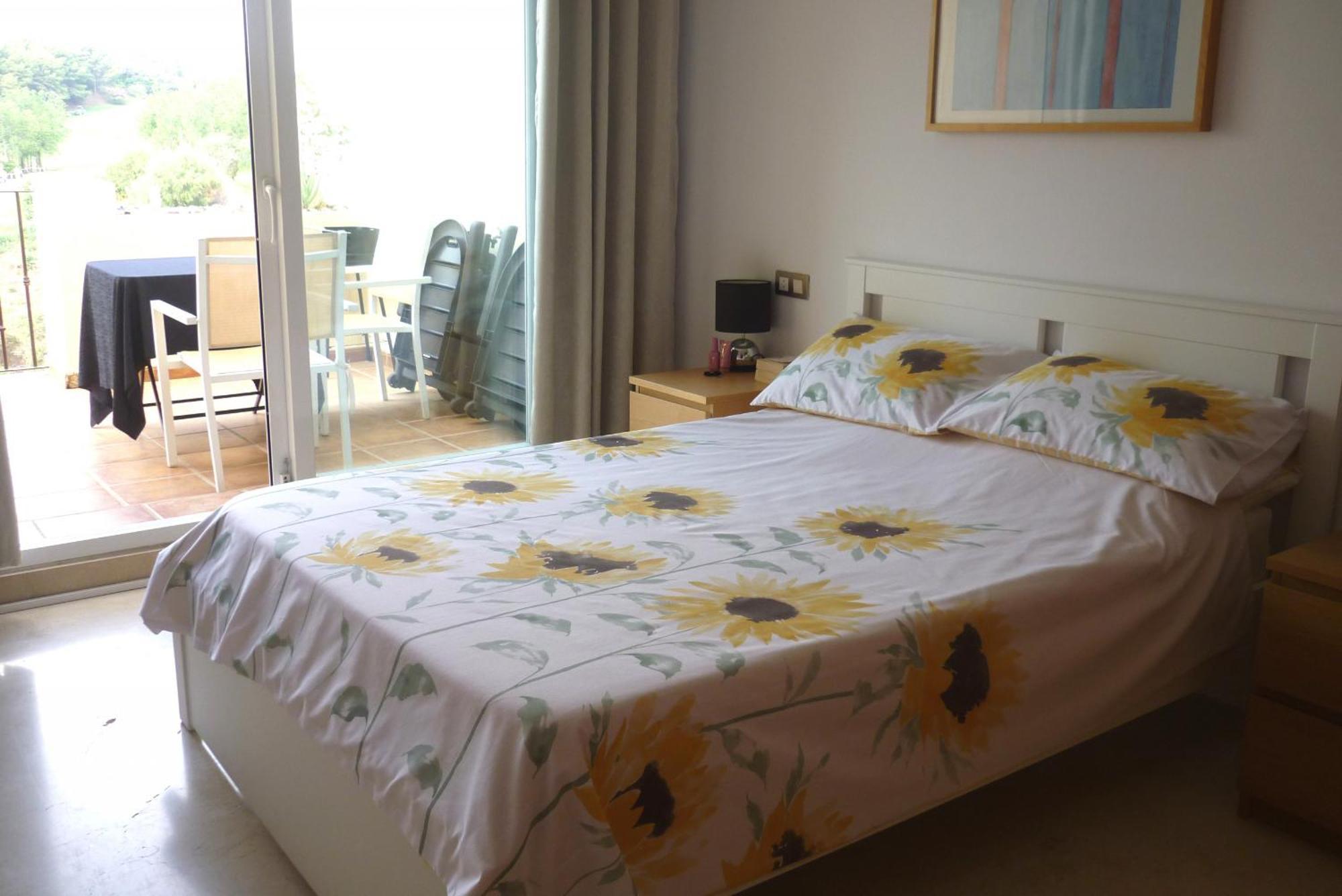 Stunning Golf View Apt, Miraflores Golf Apartment *