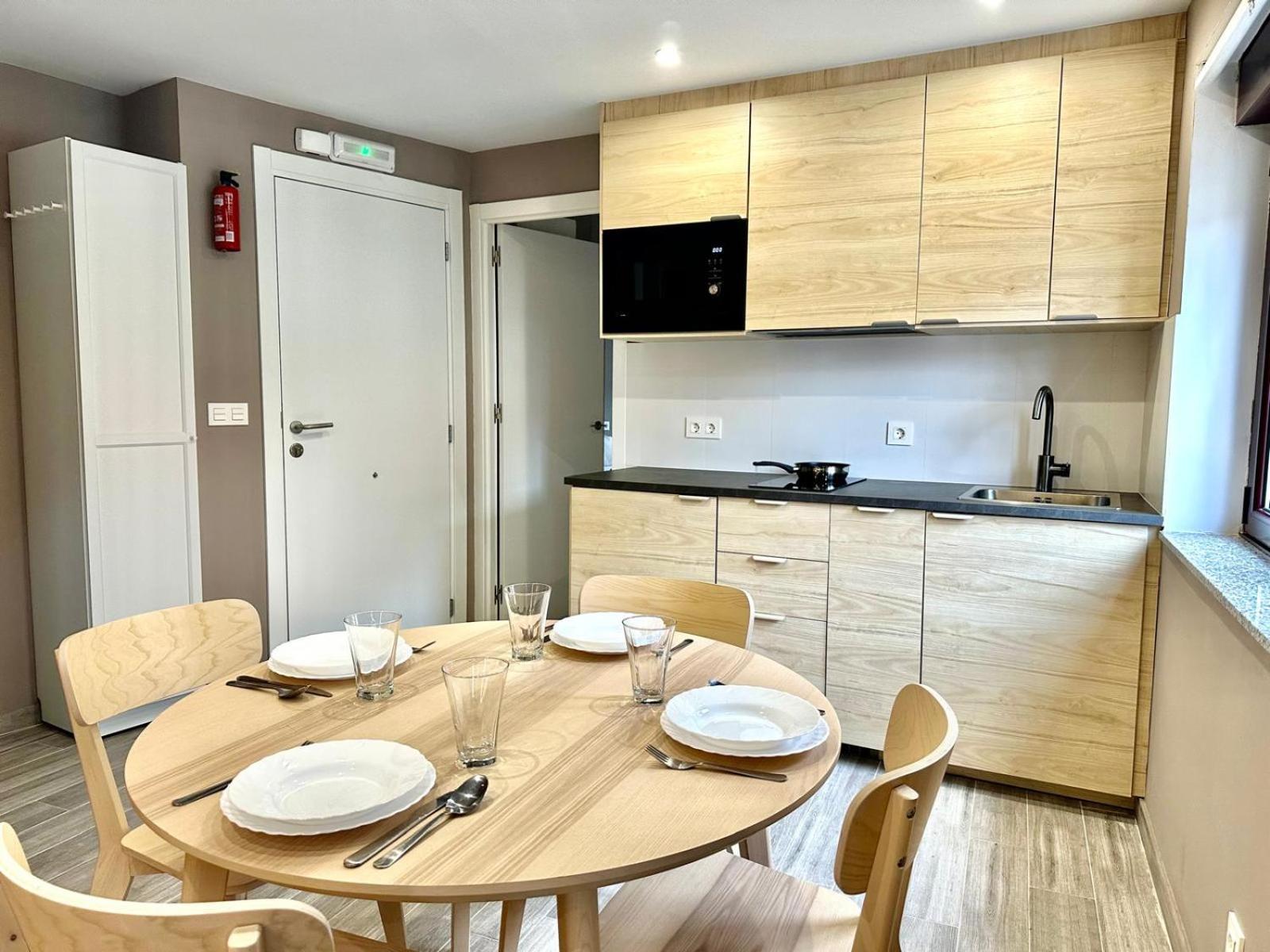 Centro Piso 2 Apartment *
