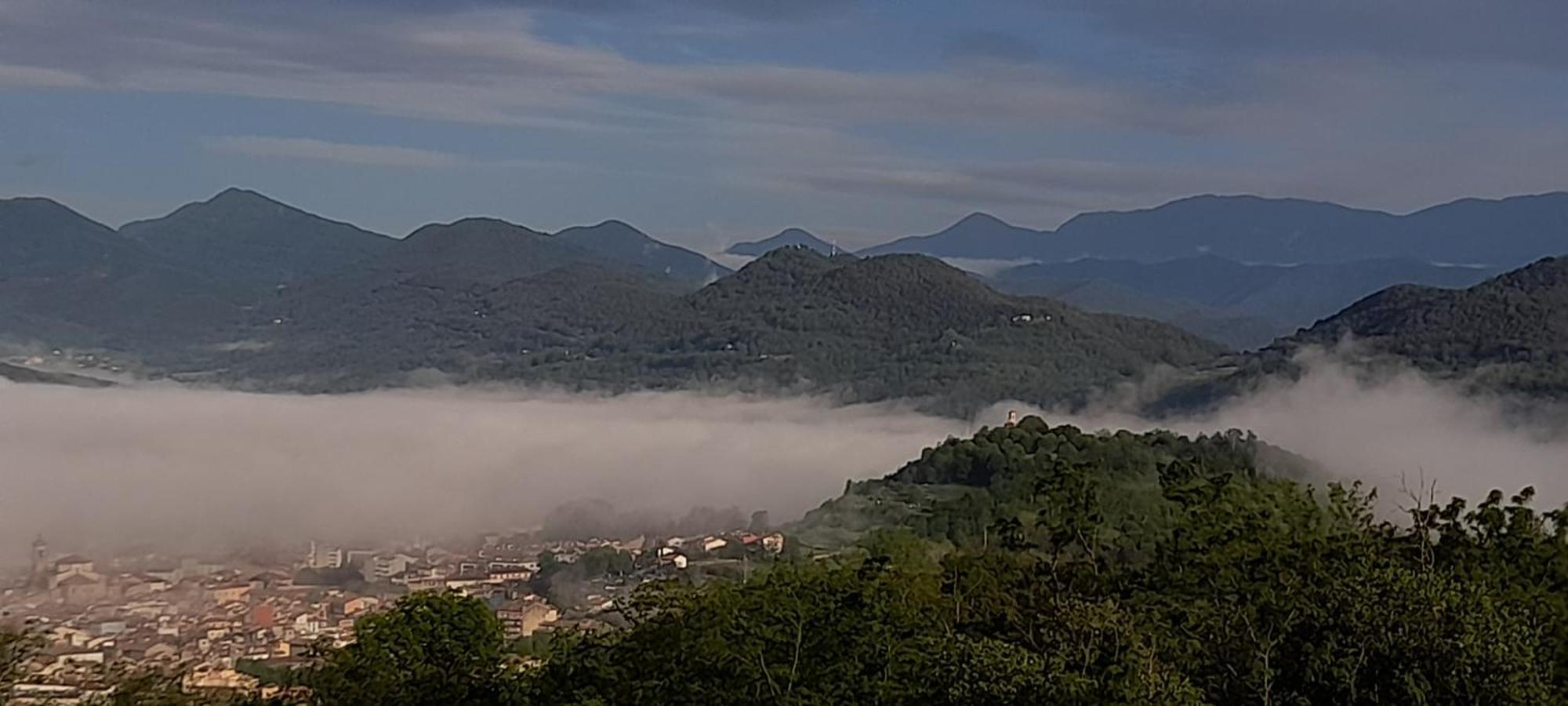 Mas Puig De Baix With Private Pool And Gardens Holiday home Olot