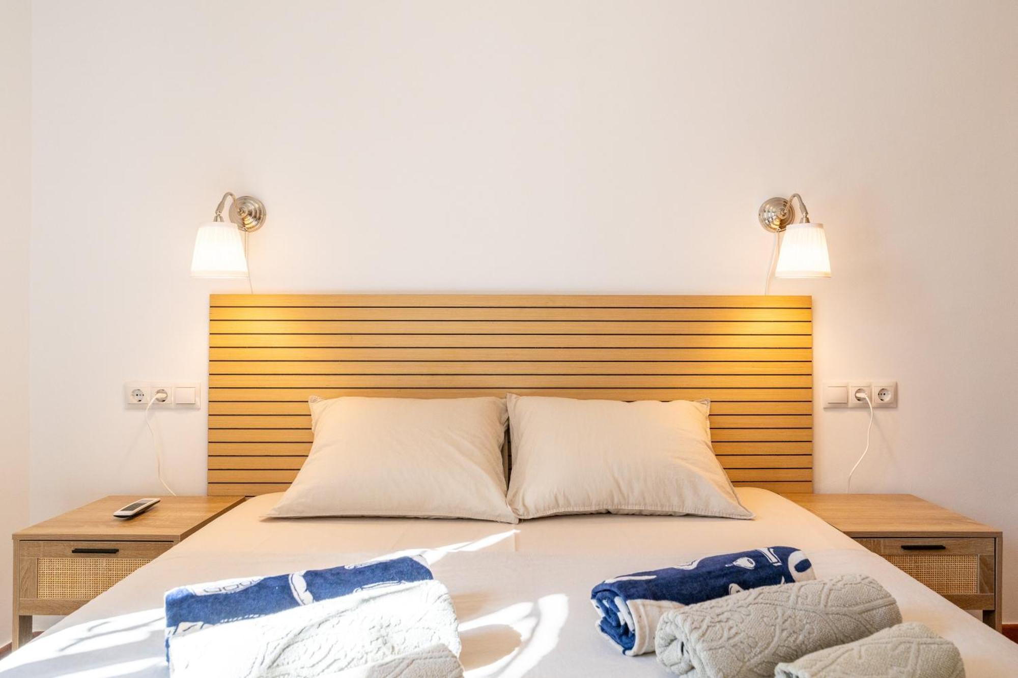 Villa Blau Mar, 5 Bedroom With Private Pool Costa Dorada 100m From The Miami Platja (Miami Playa)
