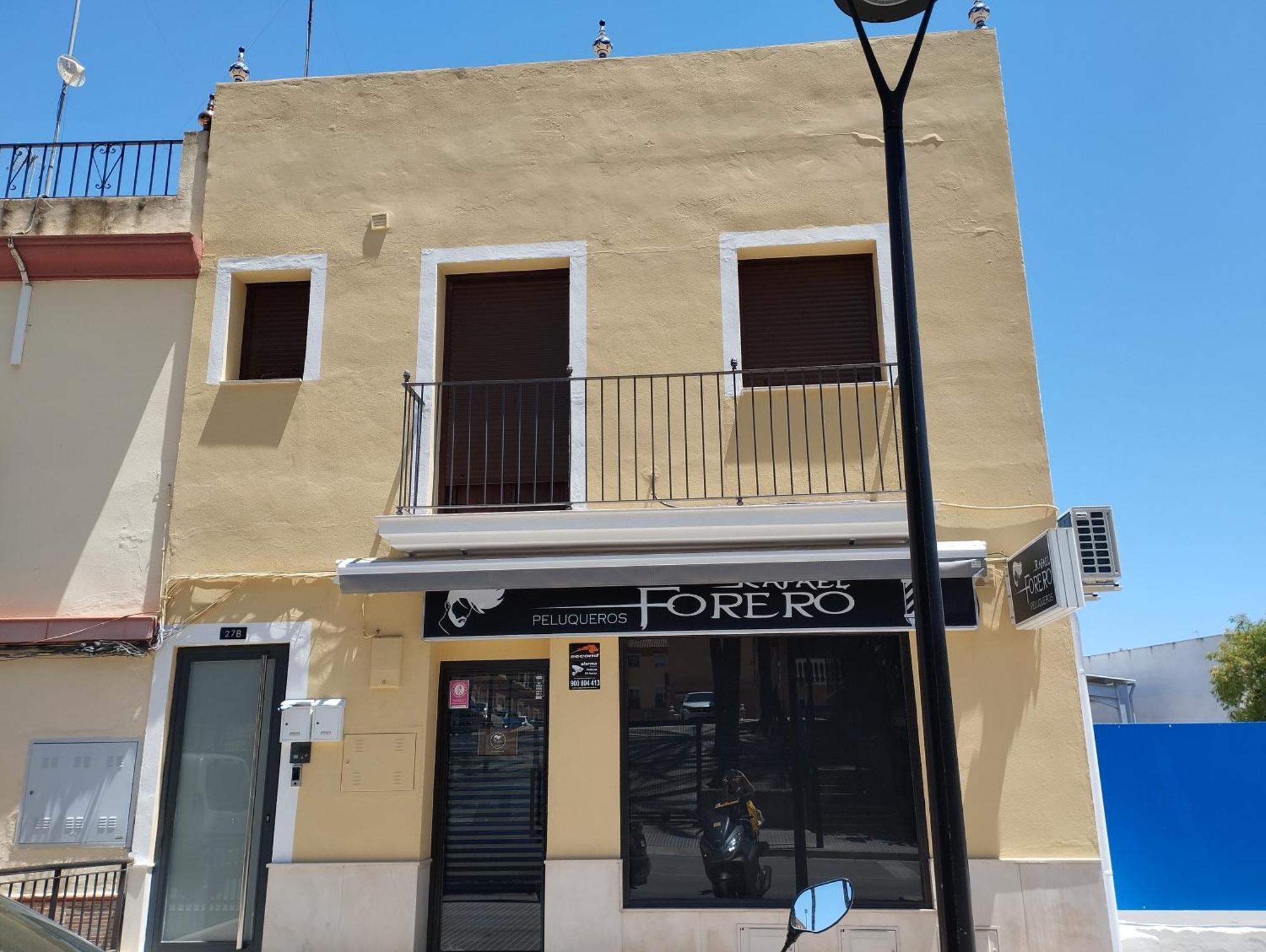 La Fuente 27 *