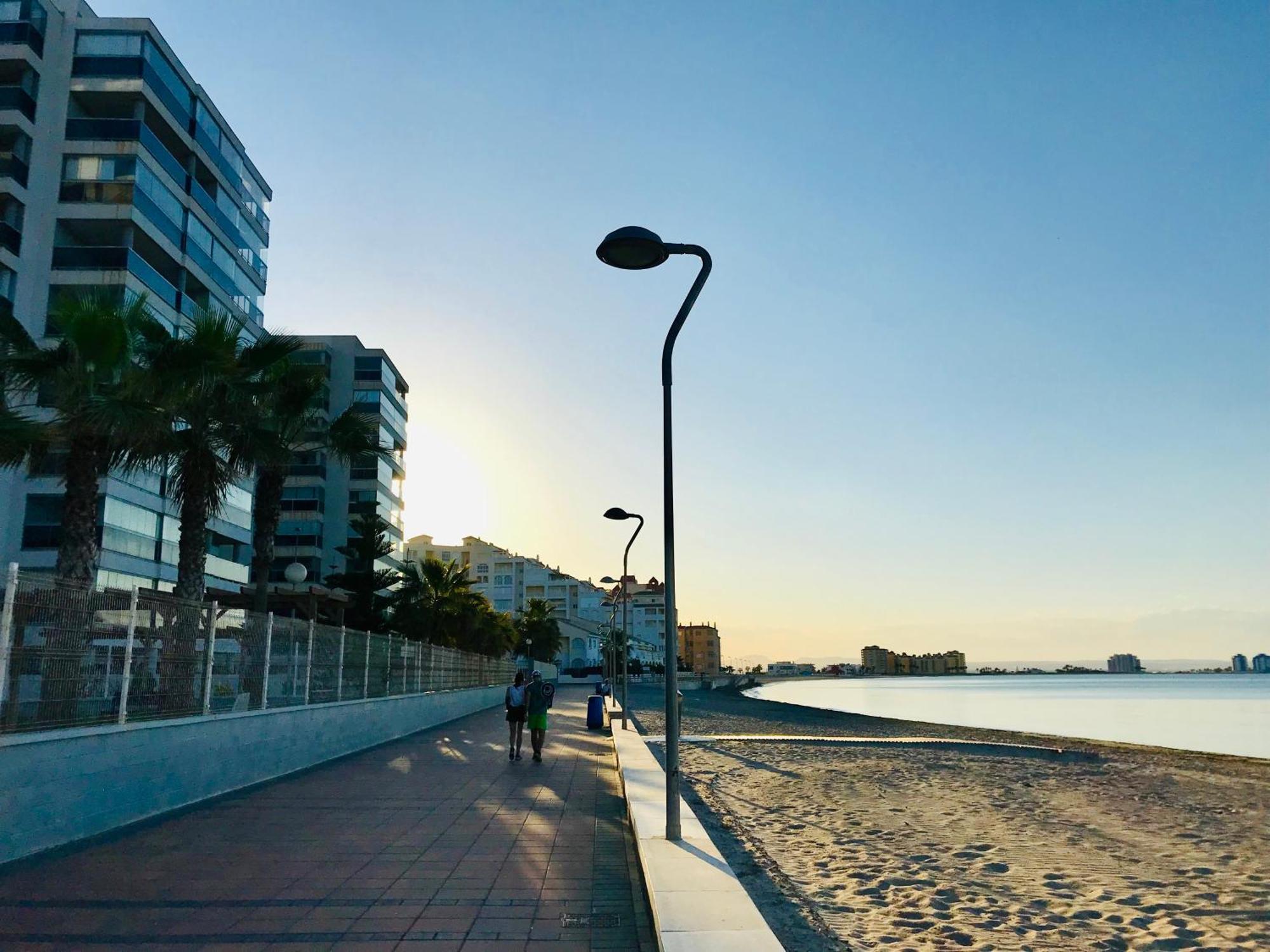 Apartamento En Primera Linea Con Vistas A La Playa Ensenada Del Esparto Del Residencial Vina Del Mar Apartamento La Manga del Mar Menor