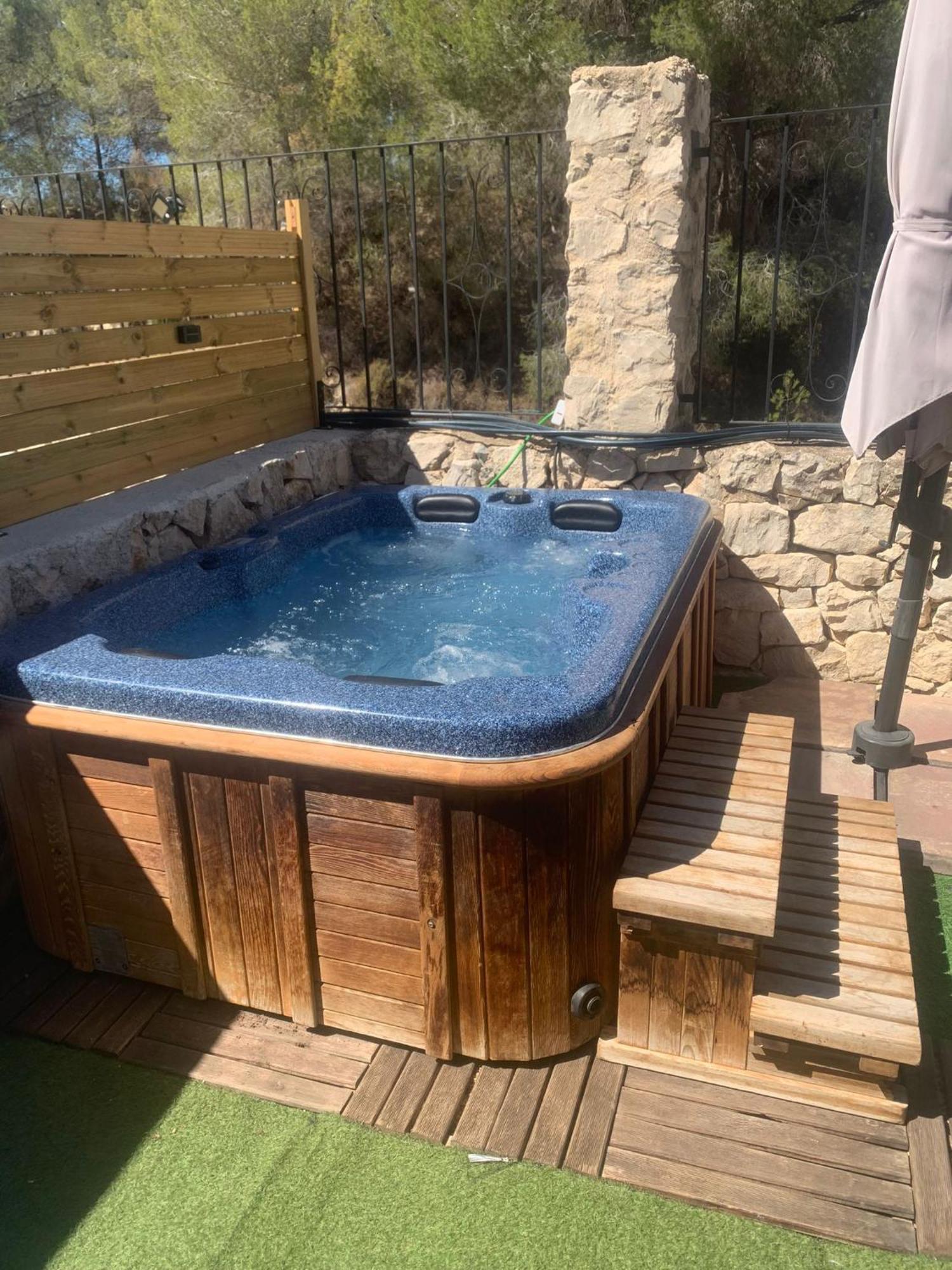 Сasa de vacaciones Cala-azul Y Jacuzzi Calpe