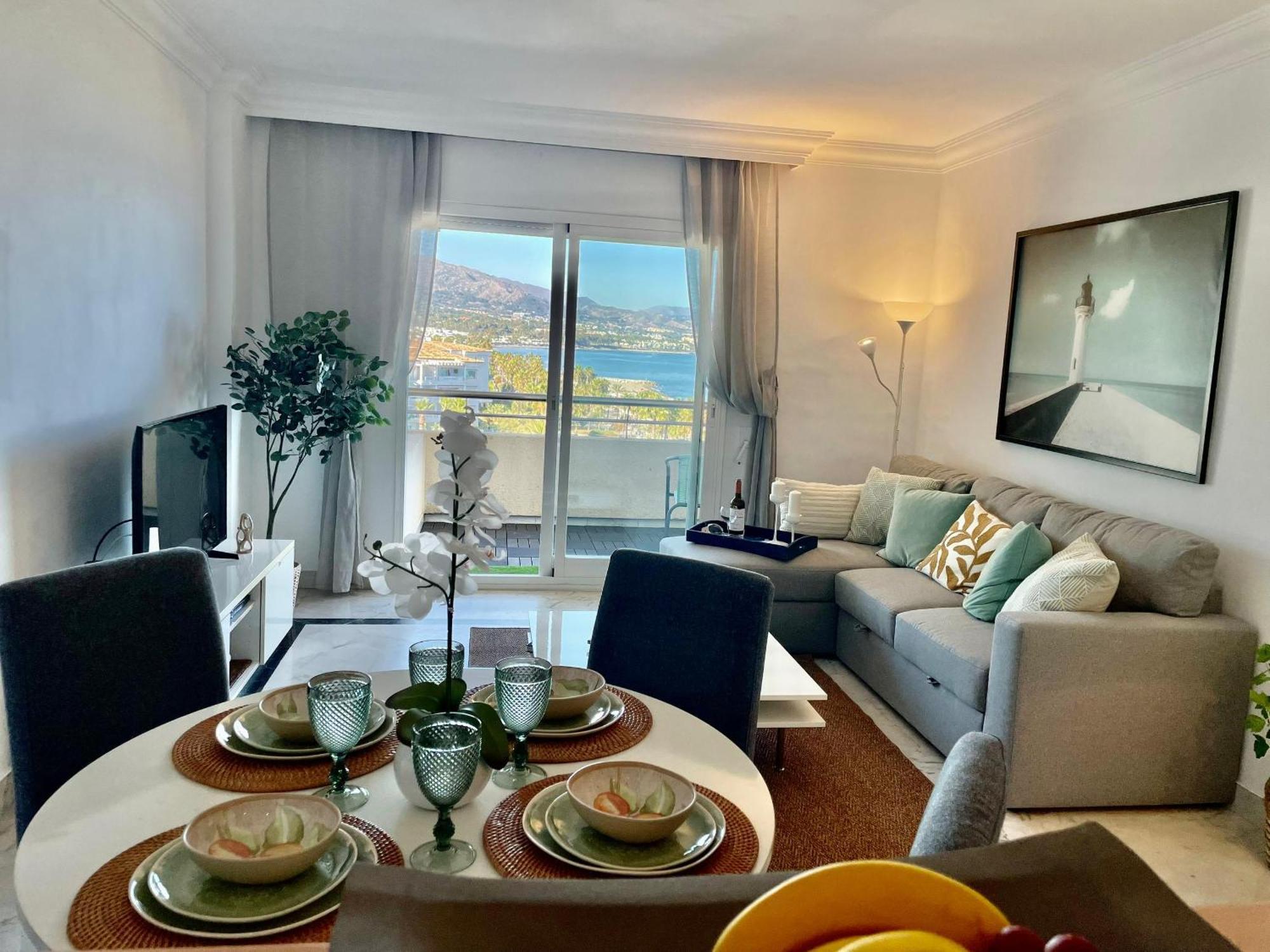 Topmarbella Marina Banus Luxury - Marina Banus Luxurious Sea Views