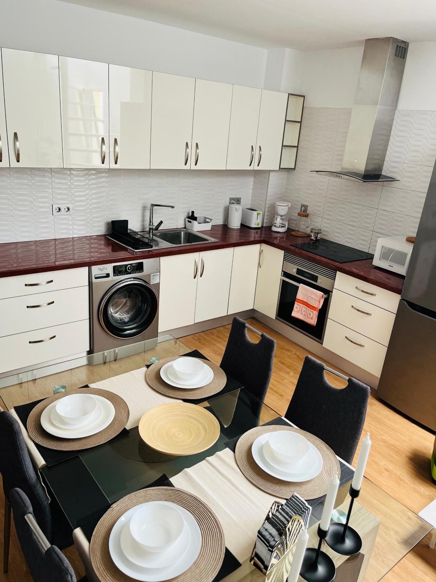 Yudelmys Confort Apartment *
