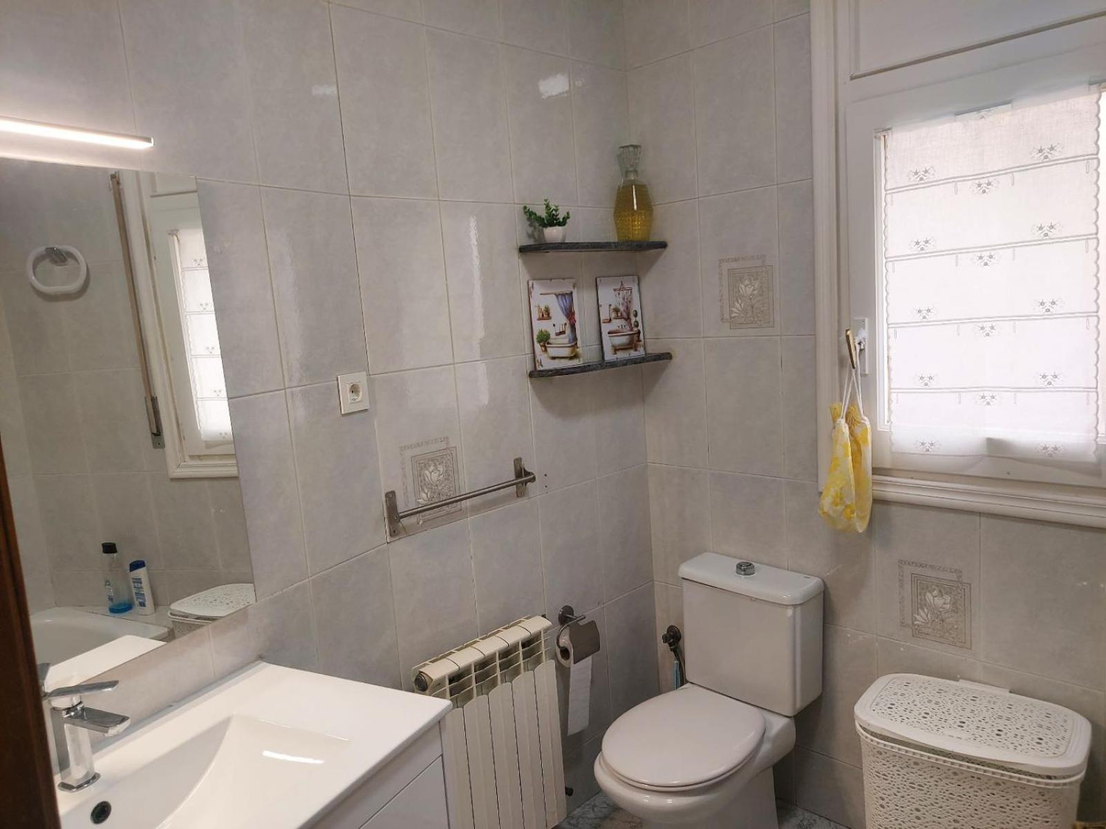Casa Nasarre- Acogedora Con Garaje Con Vistas A La Sierra De Guara Apartamento