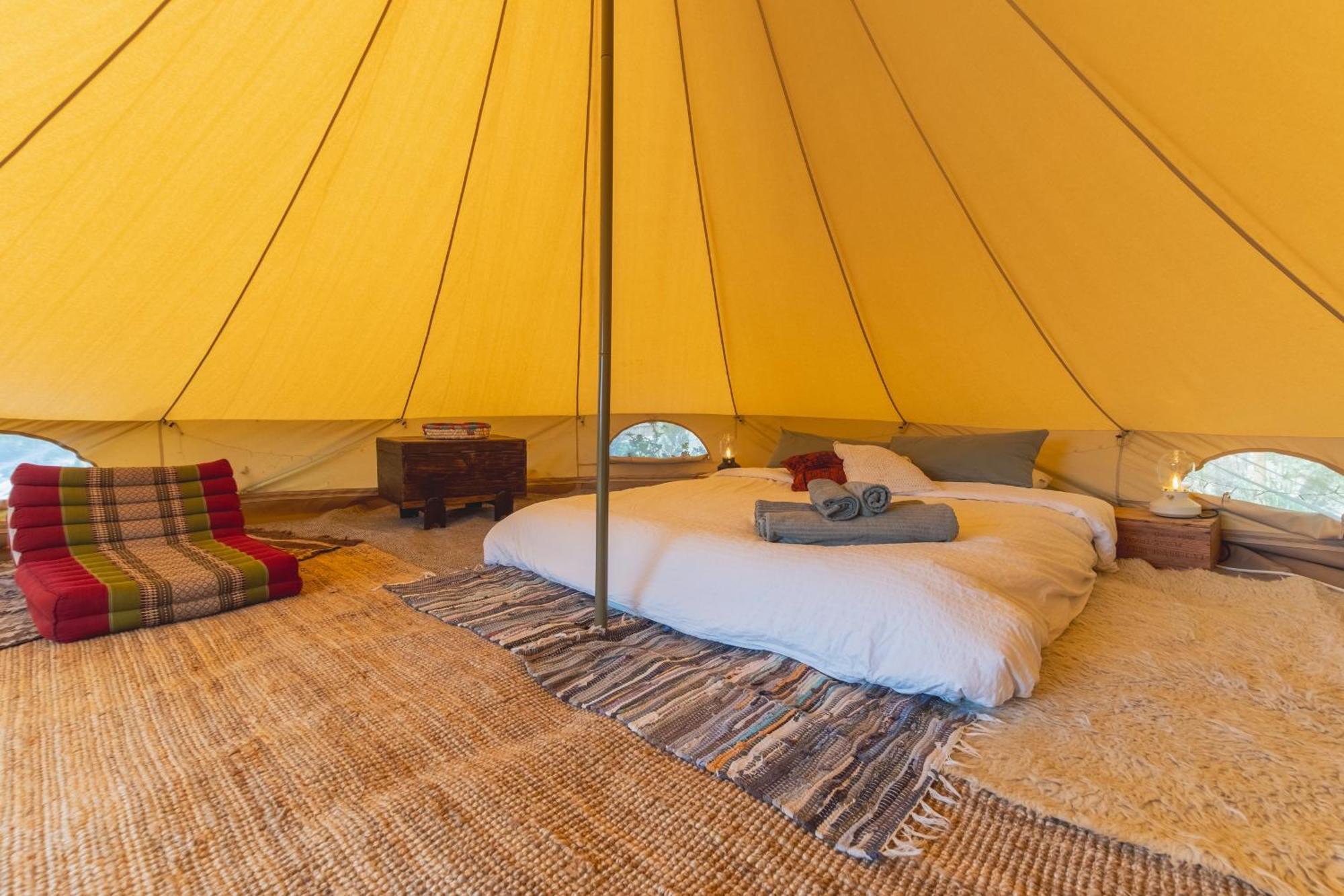 Stone Pines Eco Glamping *