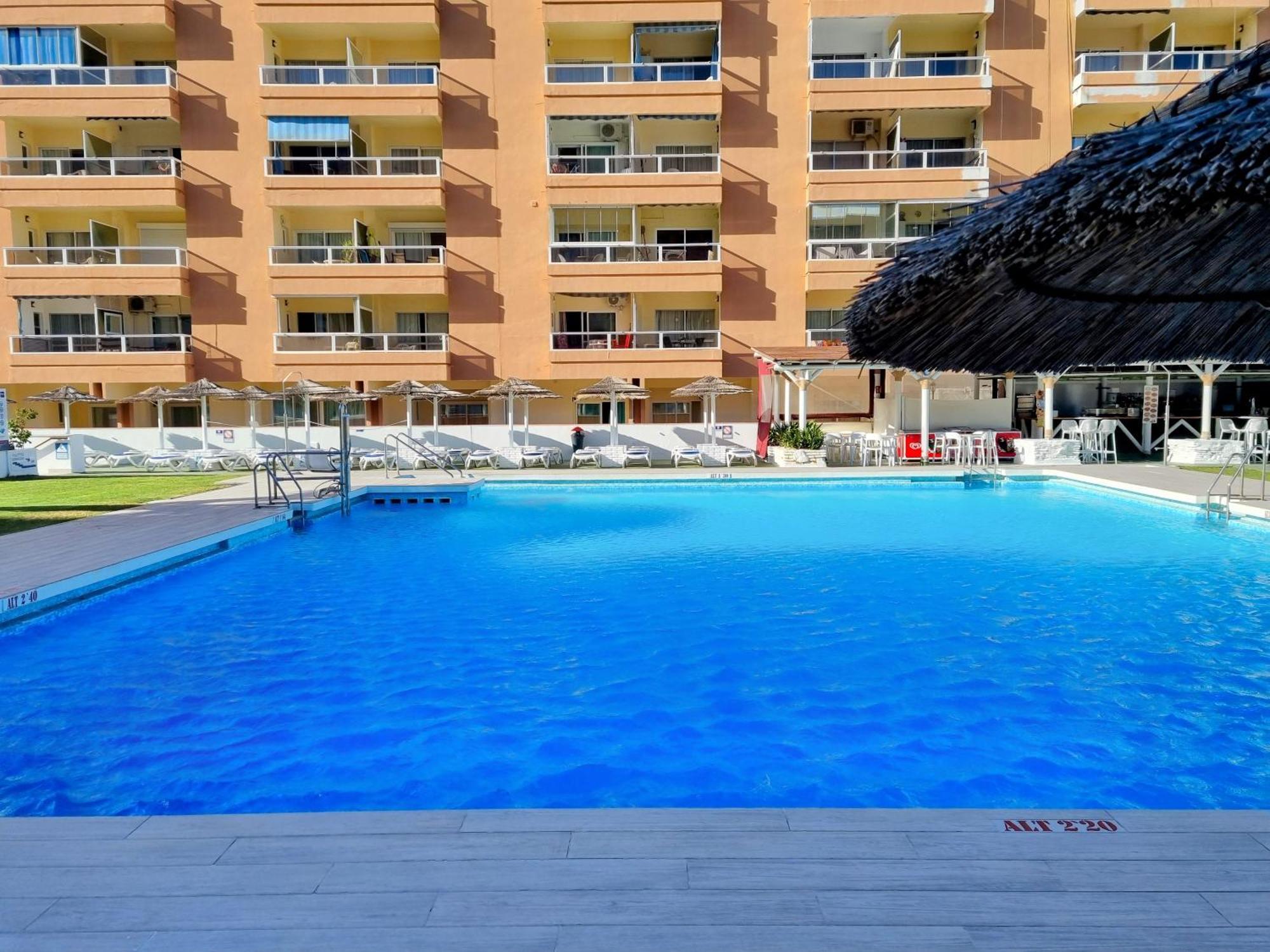 Pyr And Pool Ii Apartamento