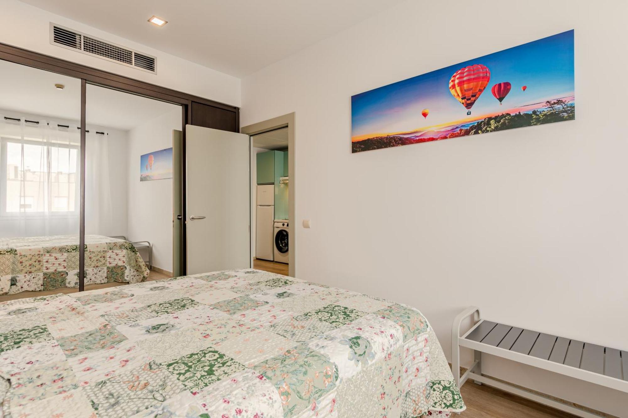 25 With Free Parking And Pool Apartment Bormujos