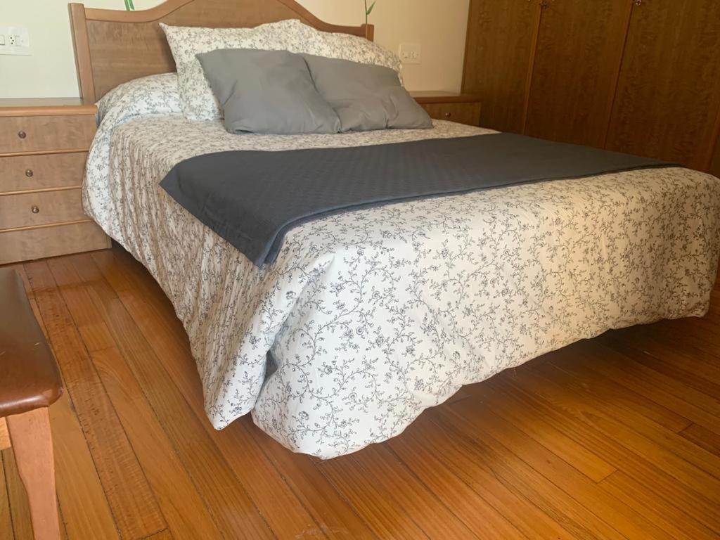 Piso En Xinzo De Limia, Muy Luminoso De 3 Apartamento Xinzo de Limia