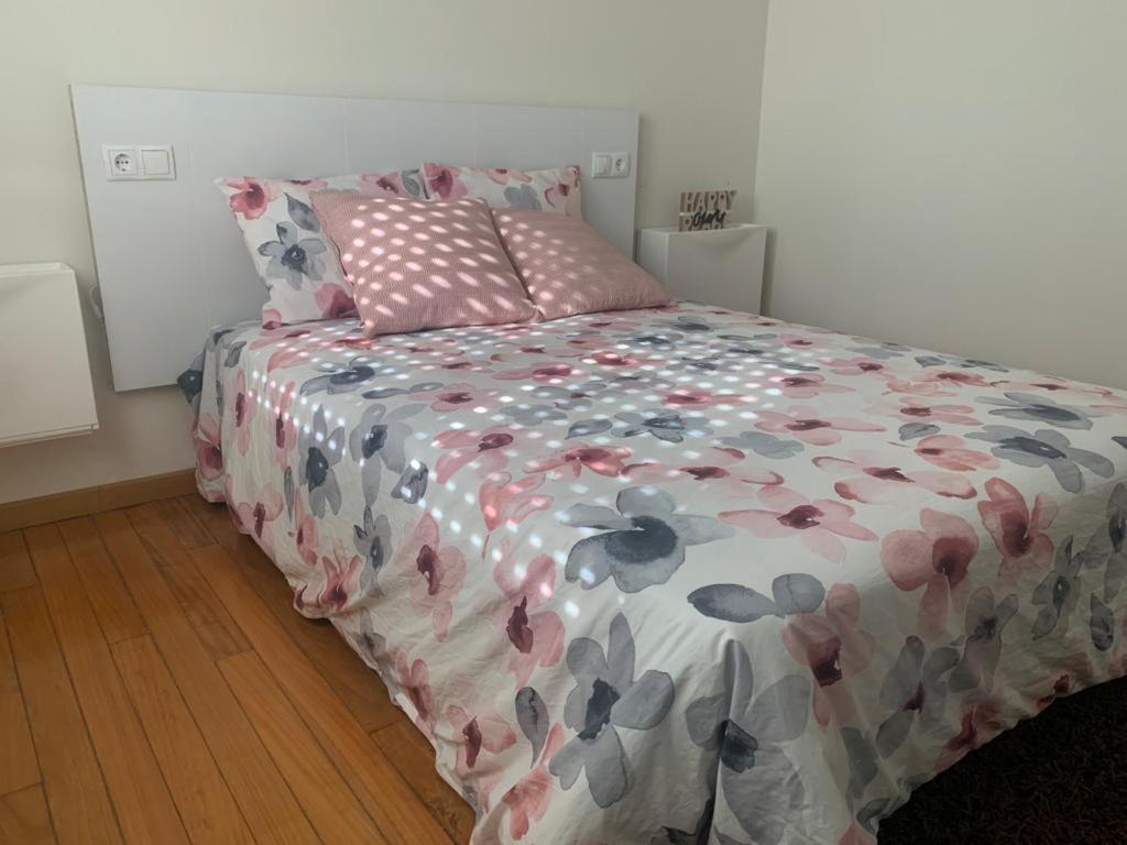 Apartamento Piso En Xinzo De Limia, Muy Luminoso De 3