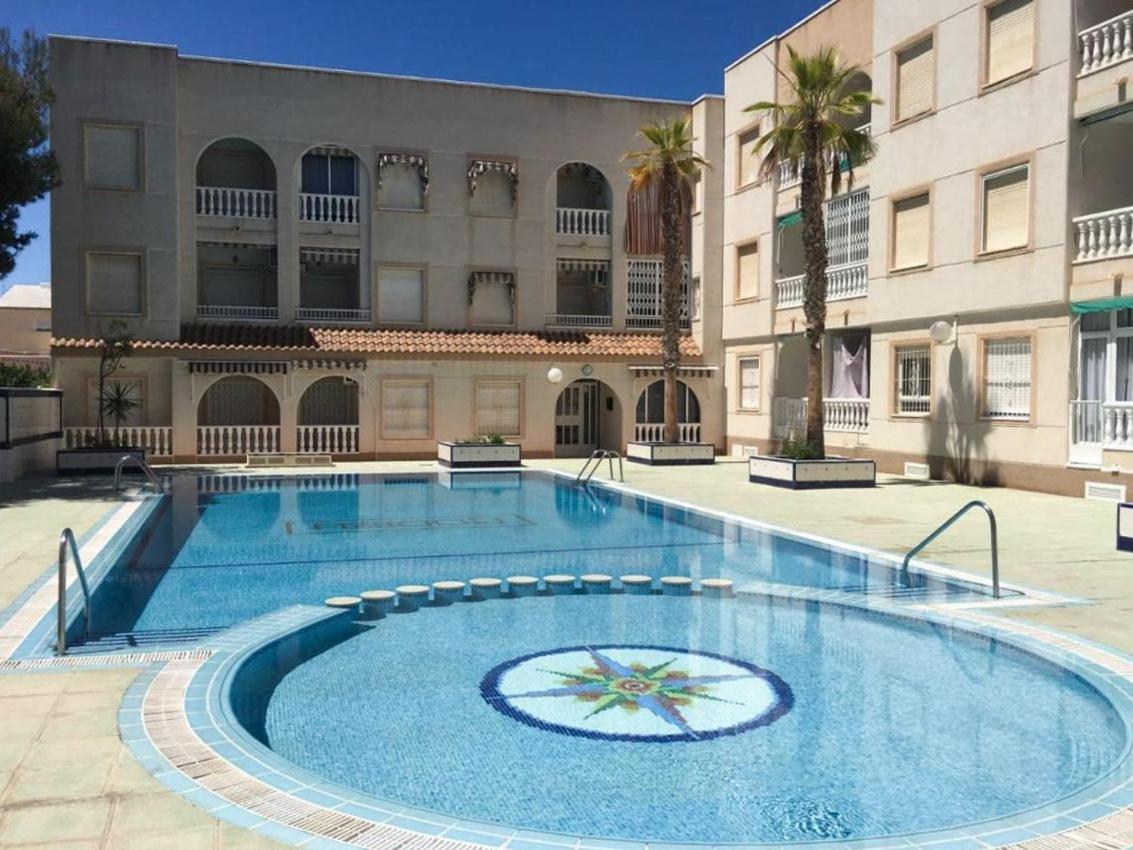 Seaside Escape Apartamento Torrevieja