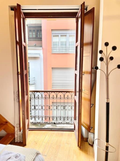 Apto La Muralla Centro - Playa Apartment Gijon