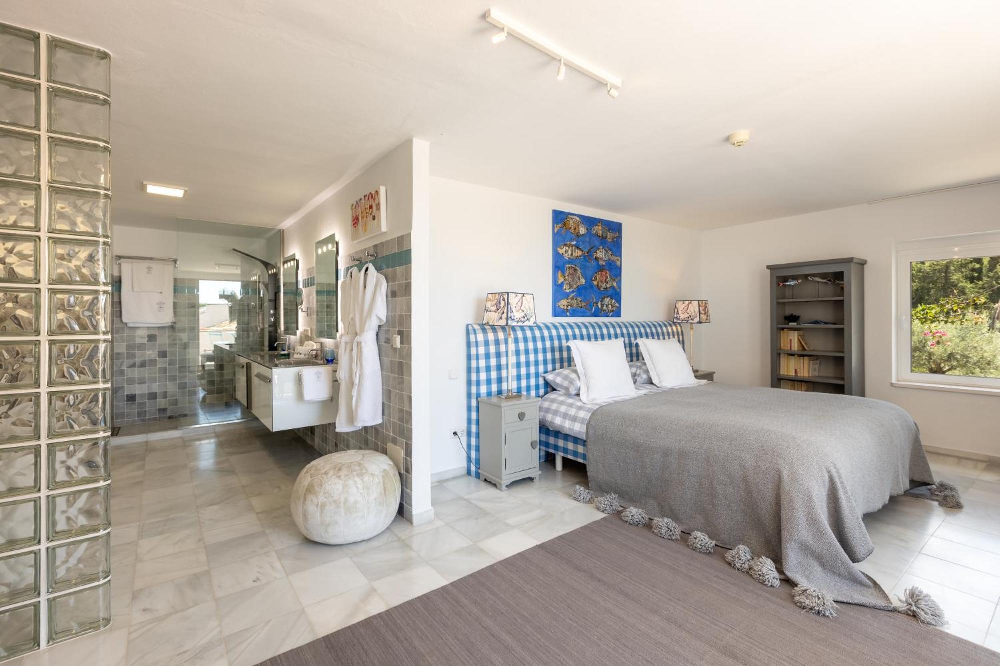 Casablu - An Andalusian Boutique * Mijas
