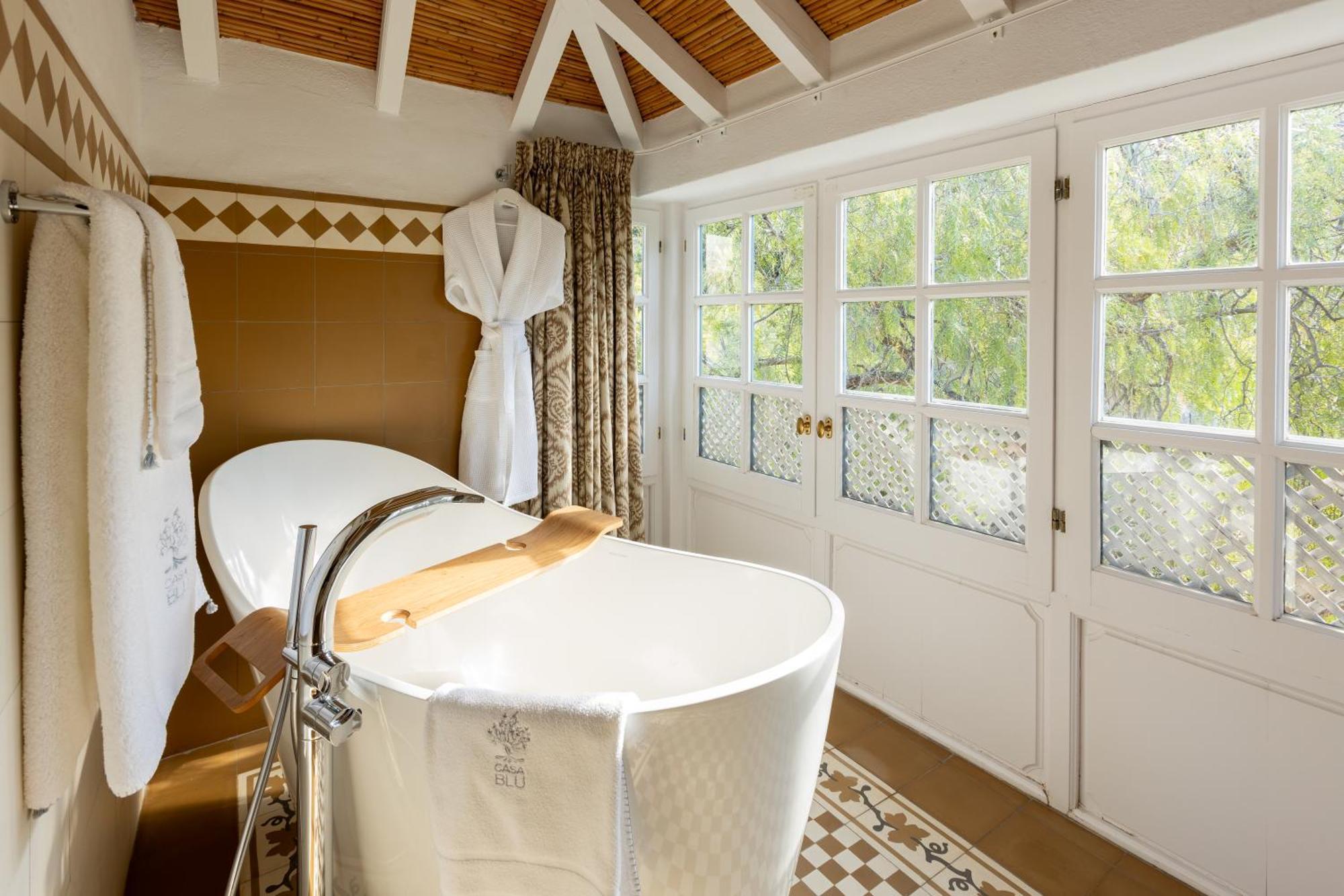 Hotel Casablu - An Andalusian Boutique