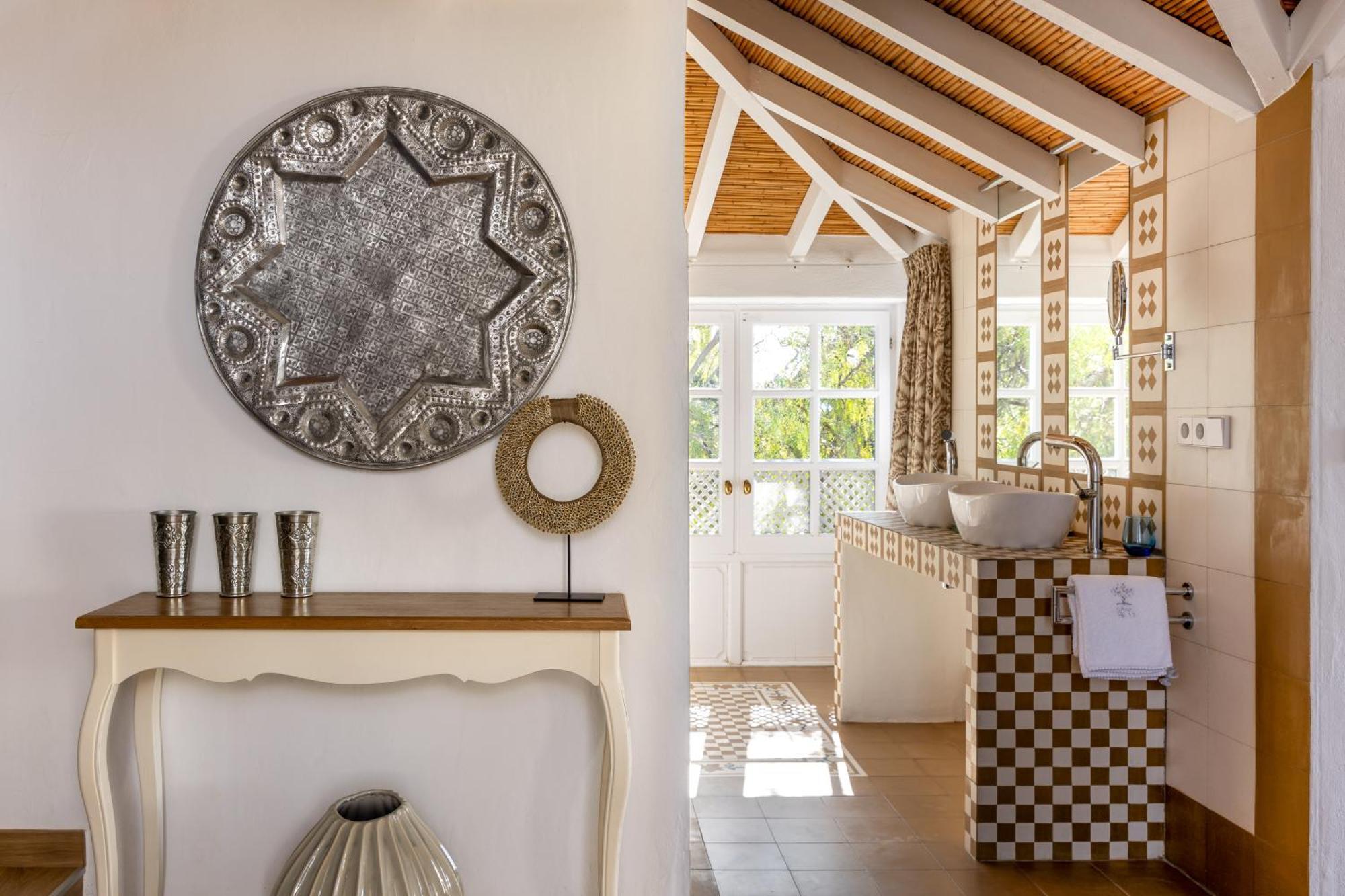 Hotel Casablu - An Andalusian Boutique *