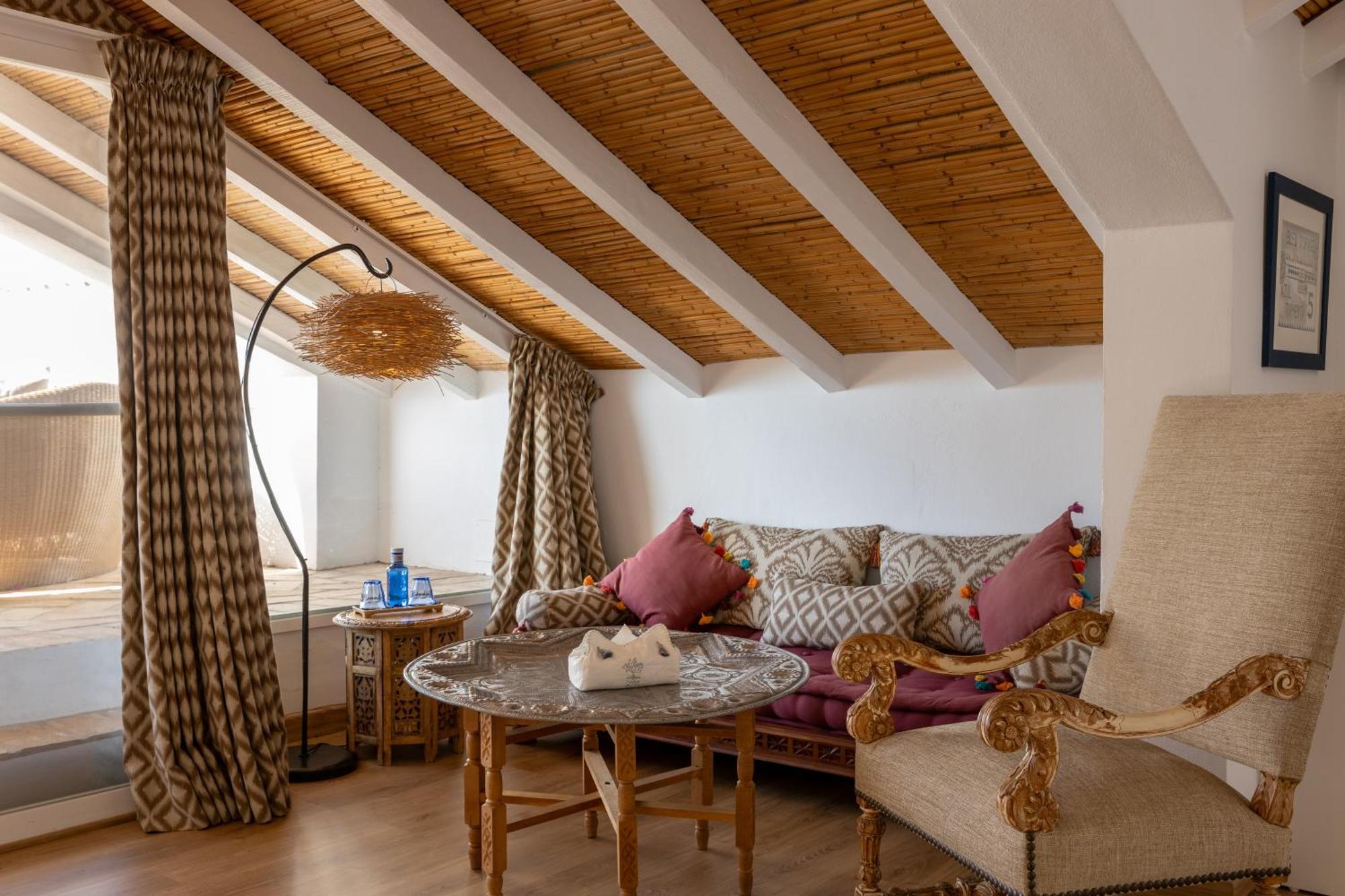 Casablu - An Andalusian Boutique * Mijas