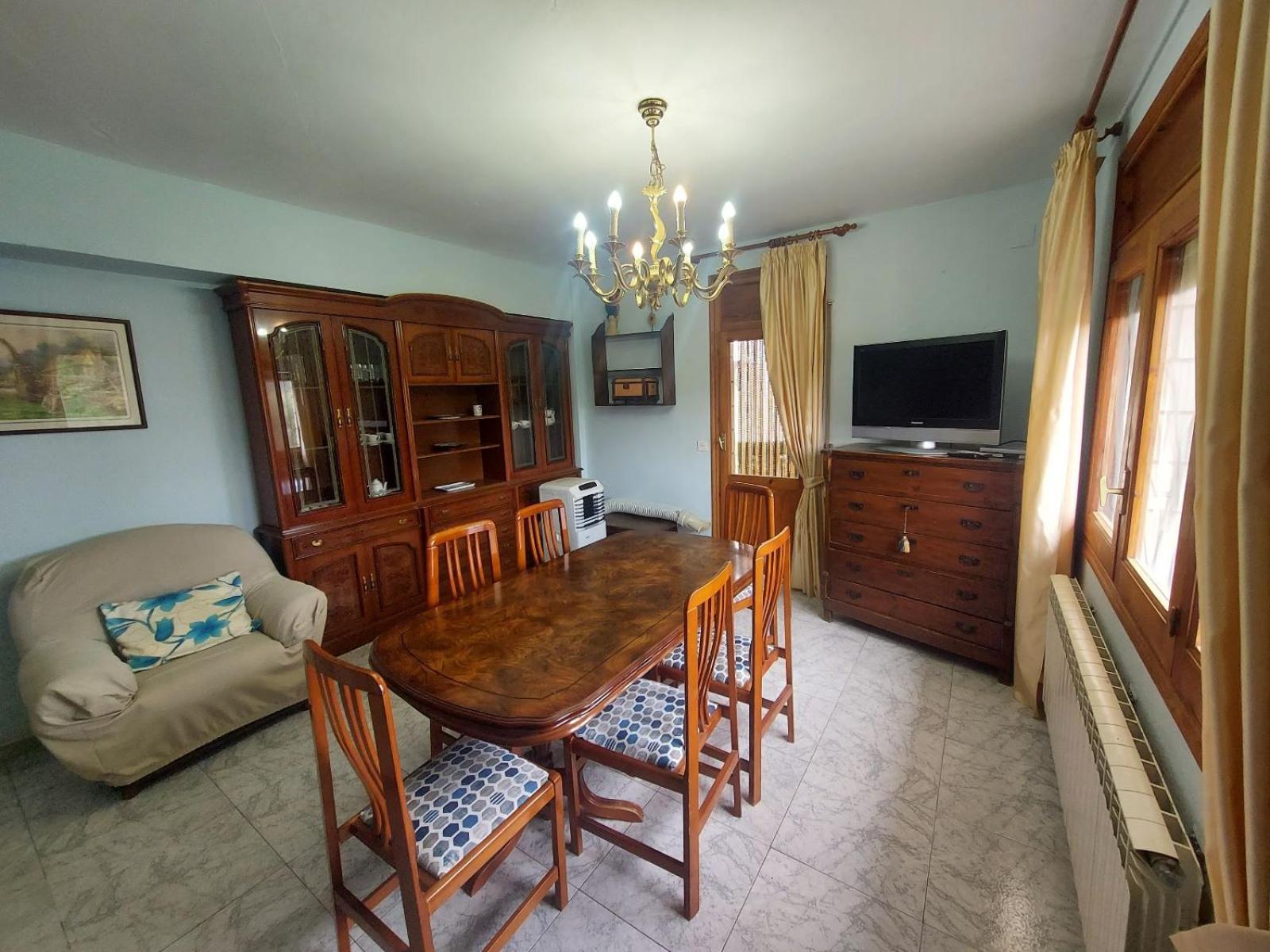 Casa Nasarre- Acogedora Con Garaje Con Vistas A La Sierra De Guara