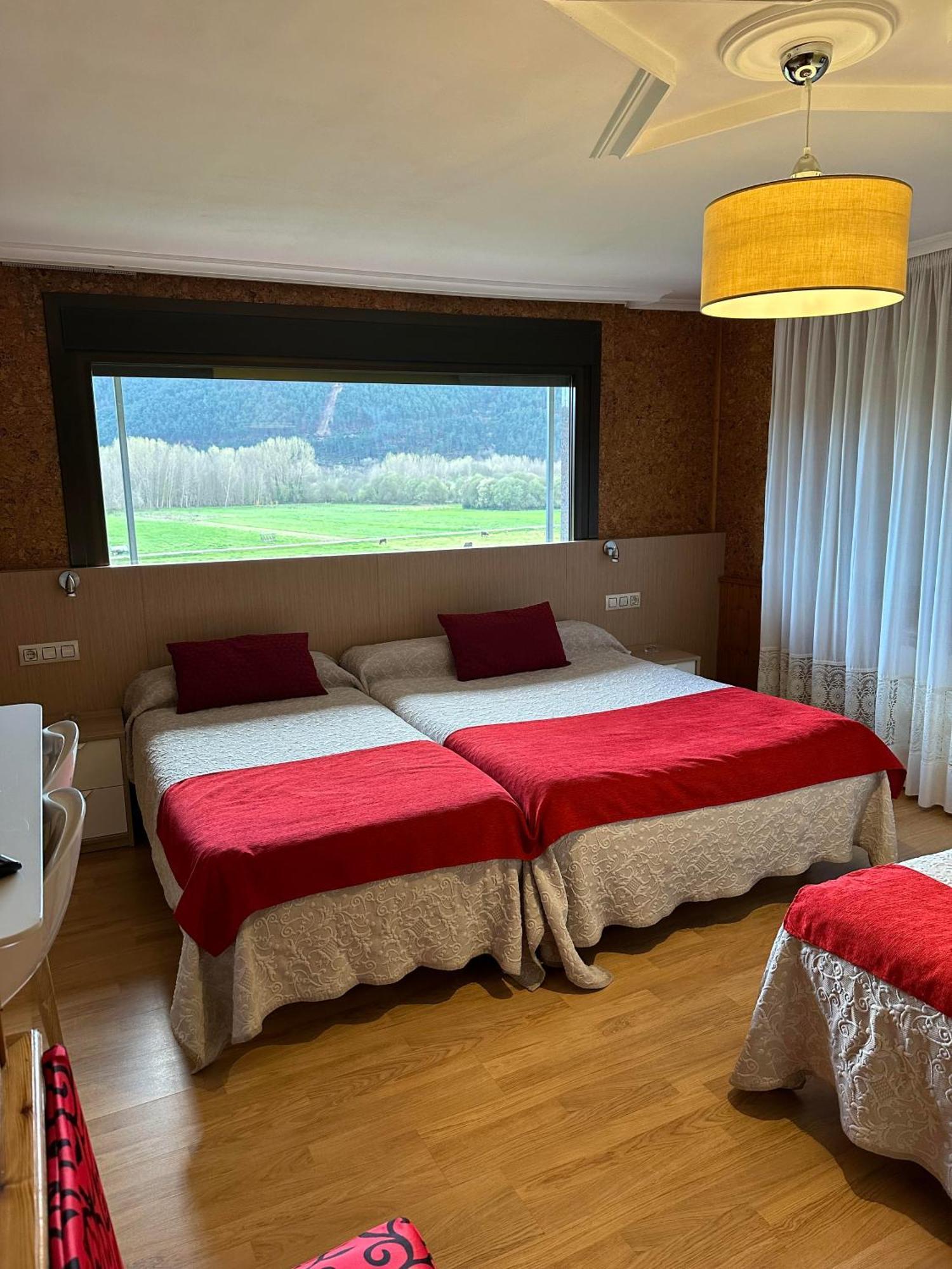 Casa Blanco Conde Guest house Laza