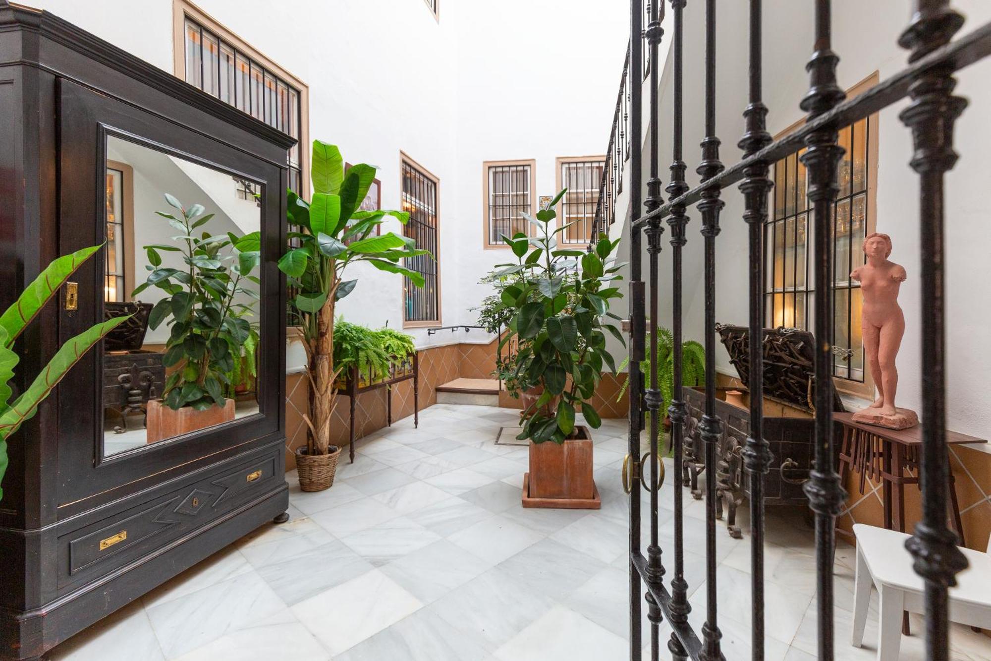 Descubrehome Penthouse Santa Cruz, Private Terrace Apartment Seville