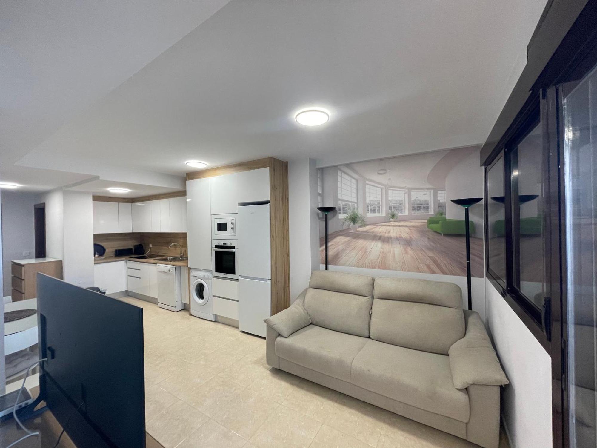 ático Con Terraza Y Vistas En *