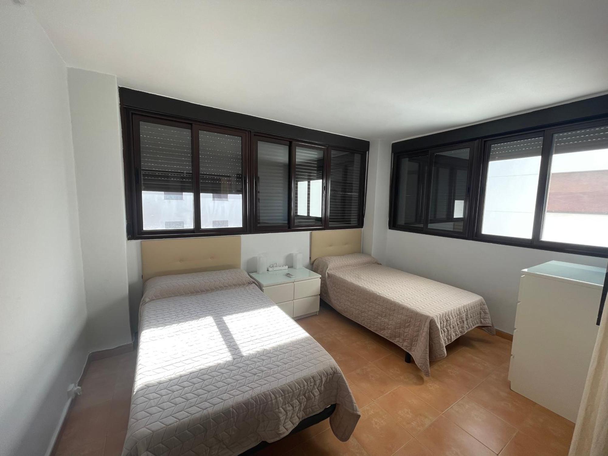 ático Con Terraza Y Vistas En Apartamento Carboneras